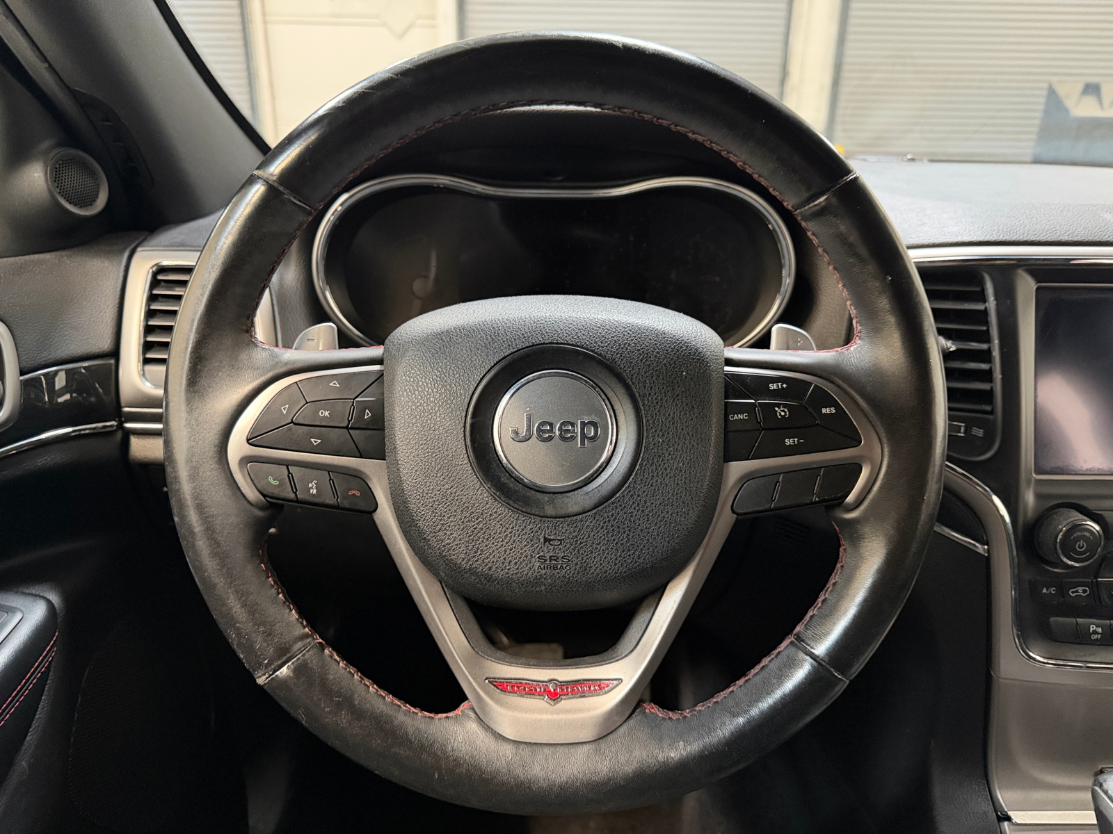 Thumbnail: 2018 Jeep Grand Cherokee - 4