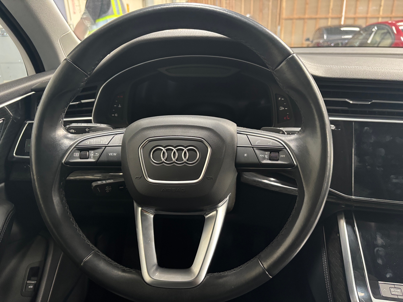 Thumbnail: 2023 Audi Q7 - 5