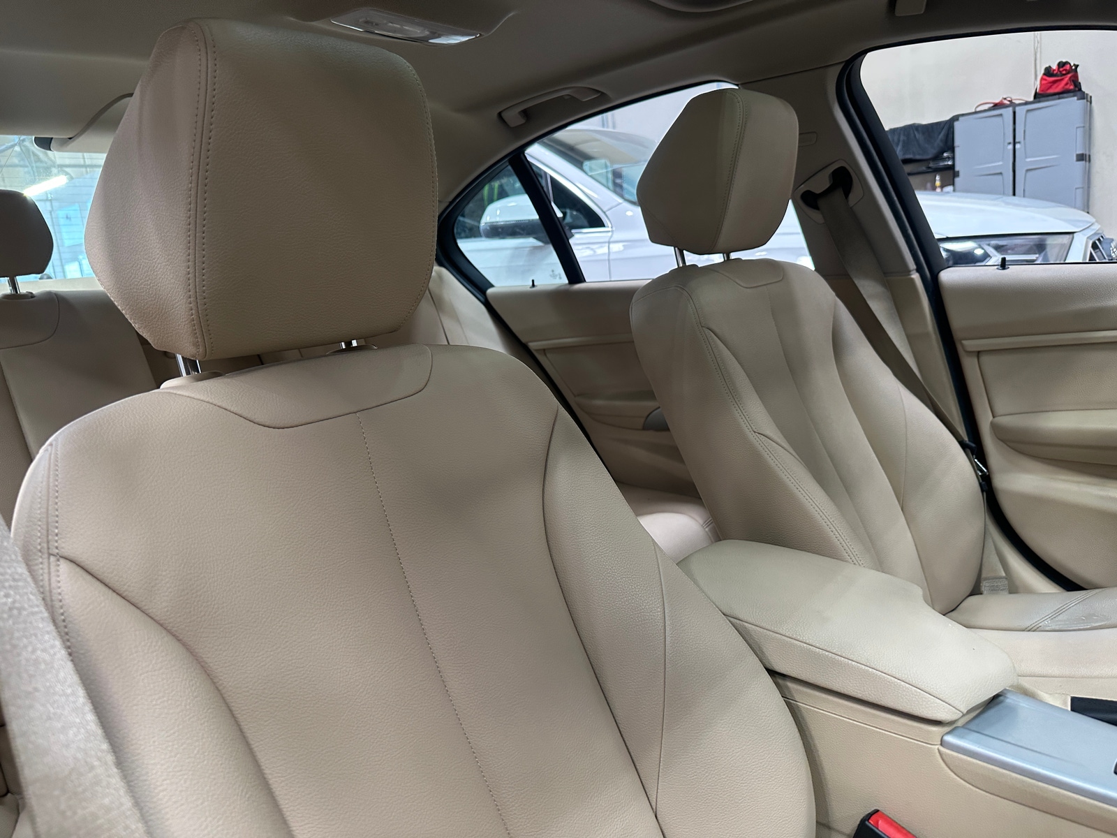 Thumbnail: 2013 BMW 3 Series - 2