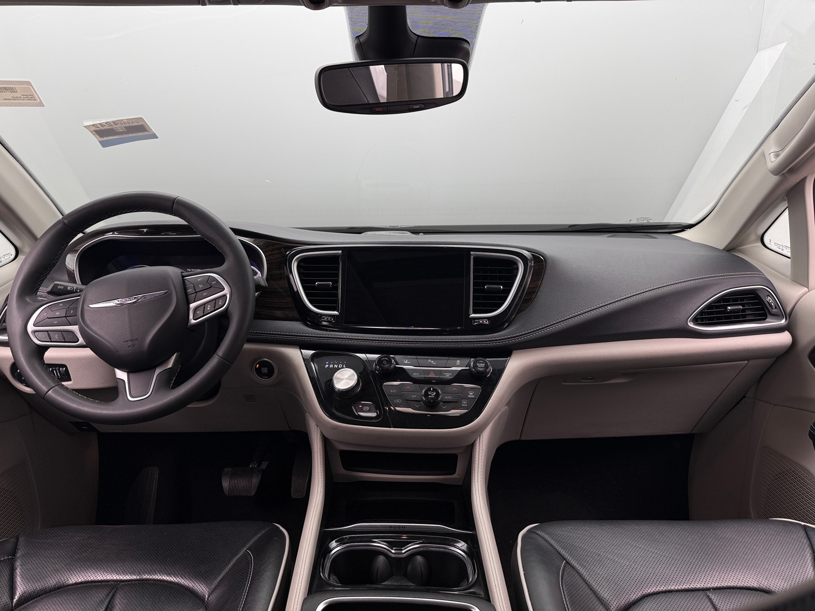 Thumbnail: 2023 Chrysler Pacifica - 2