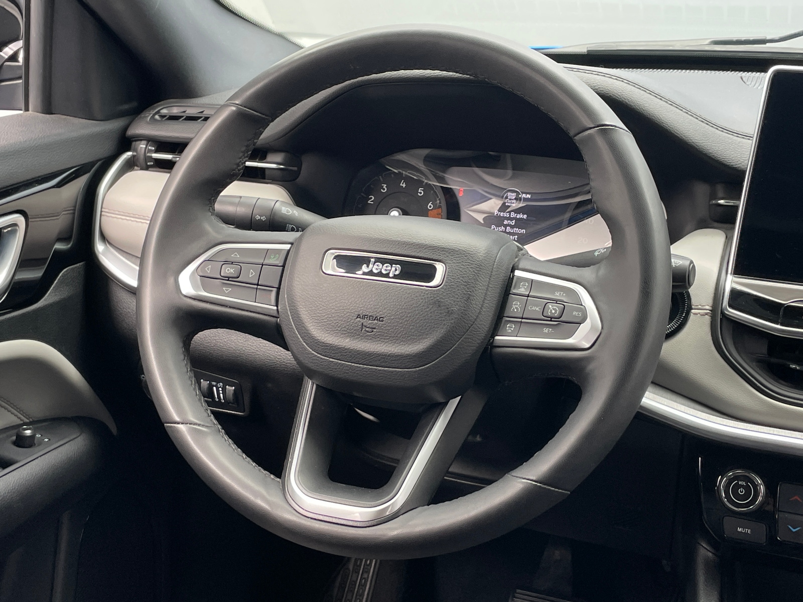 Thumbnail: 2025 Jeep Compass - 4