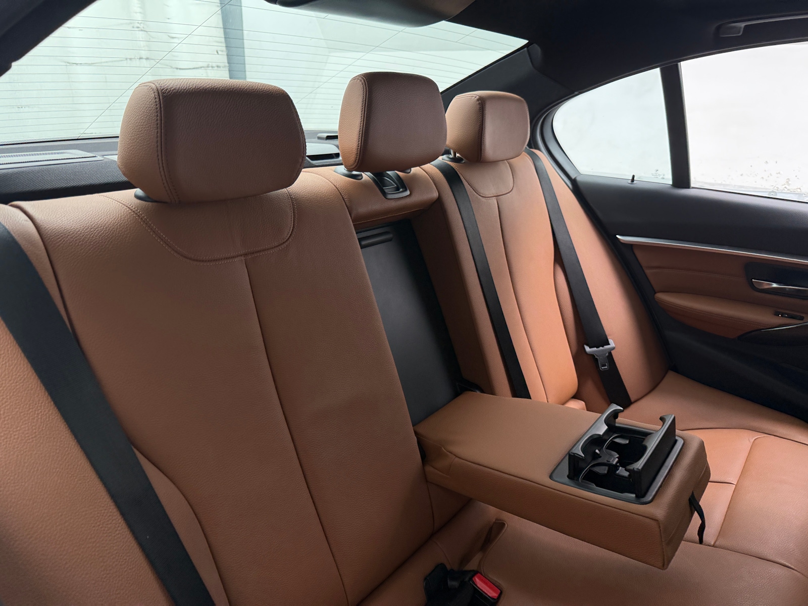 Thumbnail: 2017 BMW 3 Series - 6