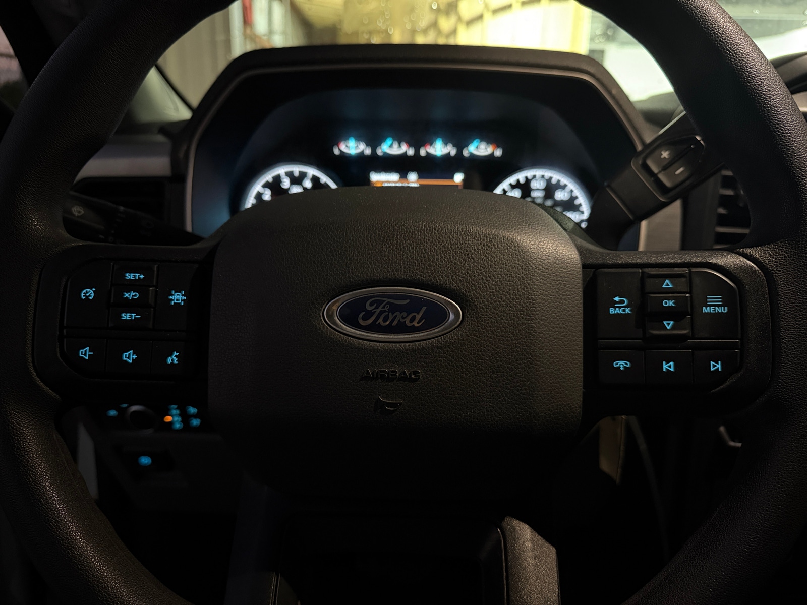 Thumbnail: 2022 Ford Econoline - 5