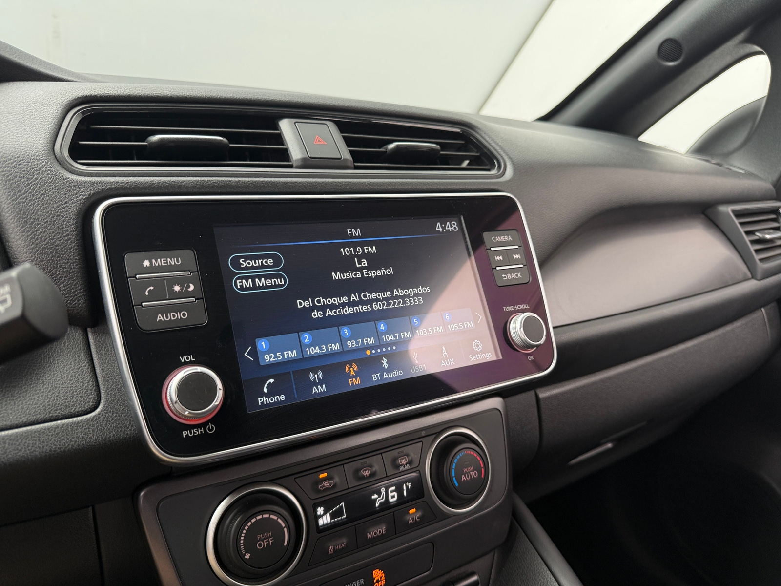 Thumbnail: 2025 Nissan Leaf - 4