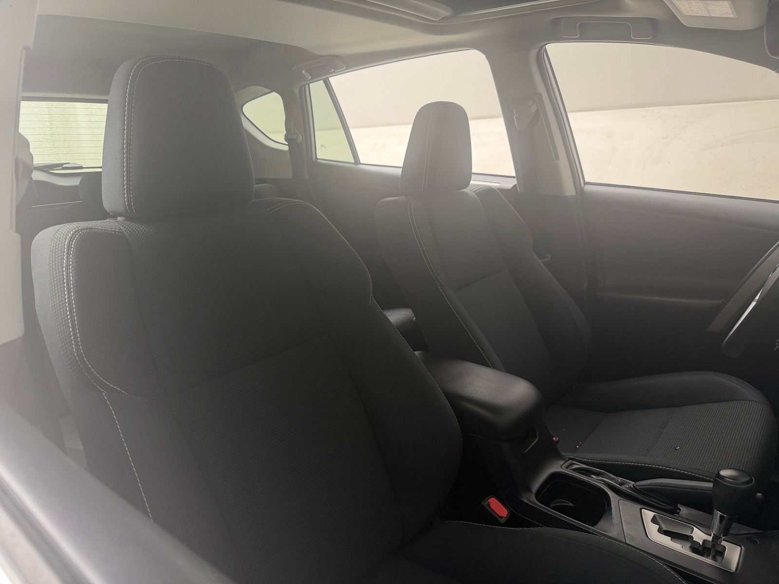 Thumbnail: 2018 Toyota RAV4 - 2