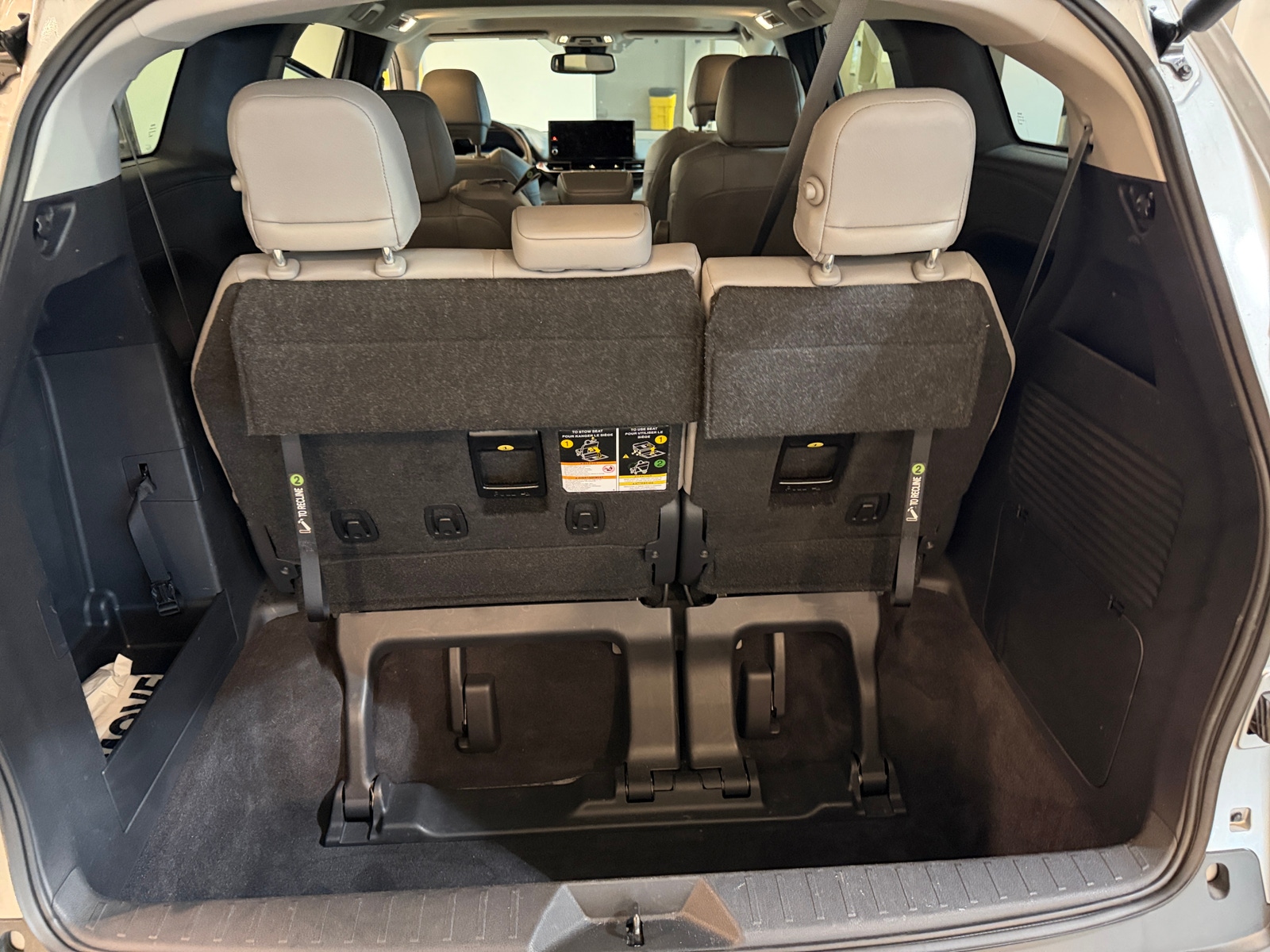 Thumbnail: 2025 Toyota Sienna - 6
