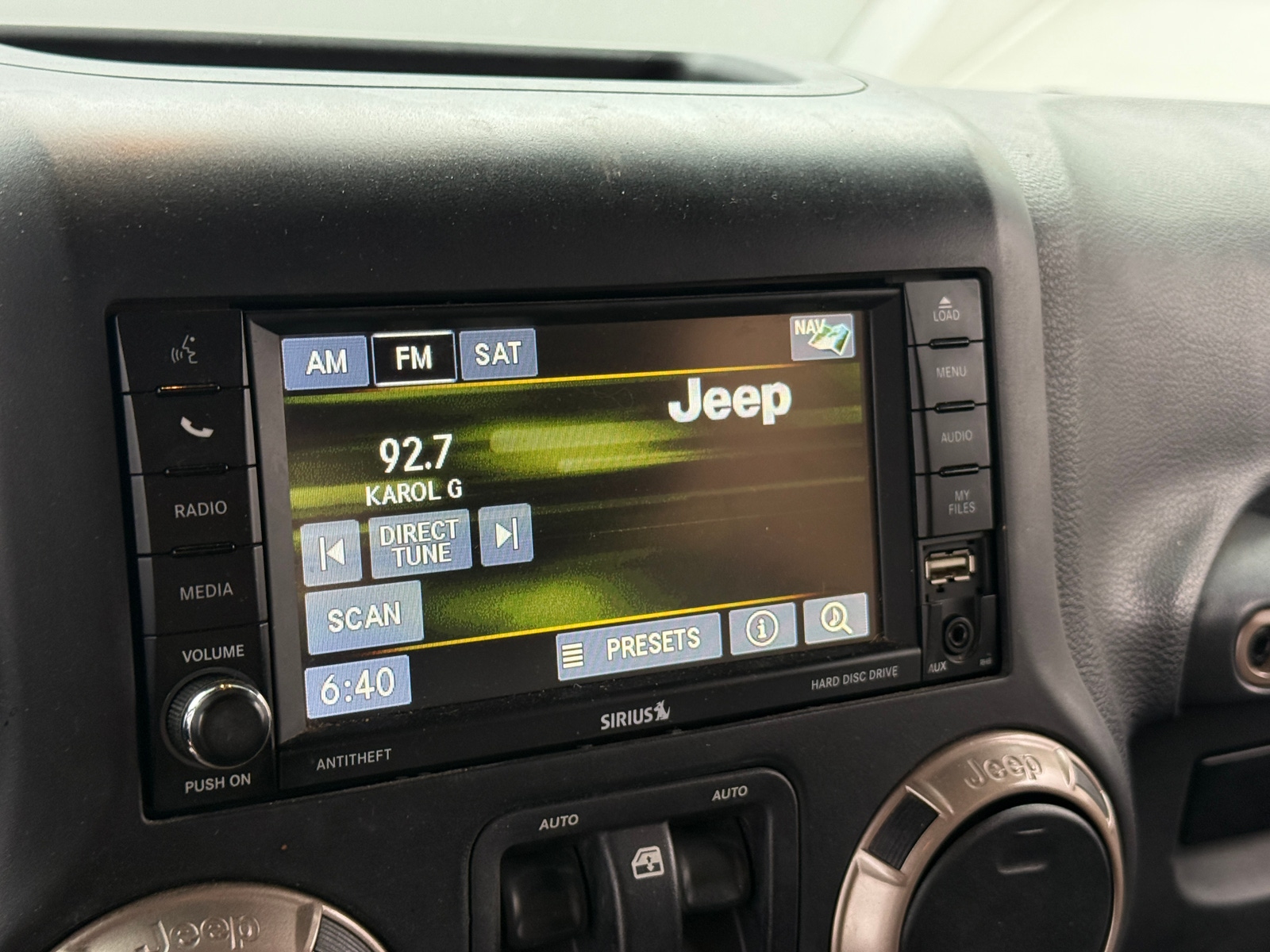 Thumbnail: 2016 Jeep Wrangler - 3