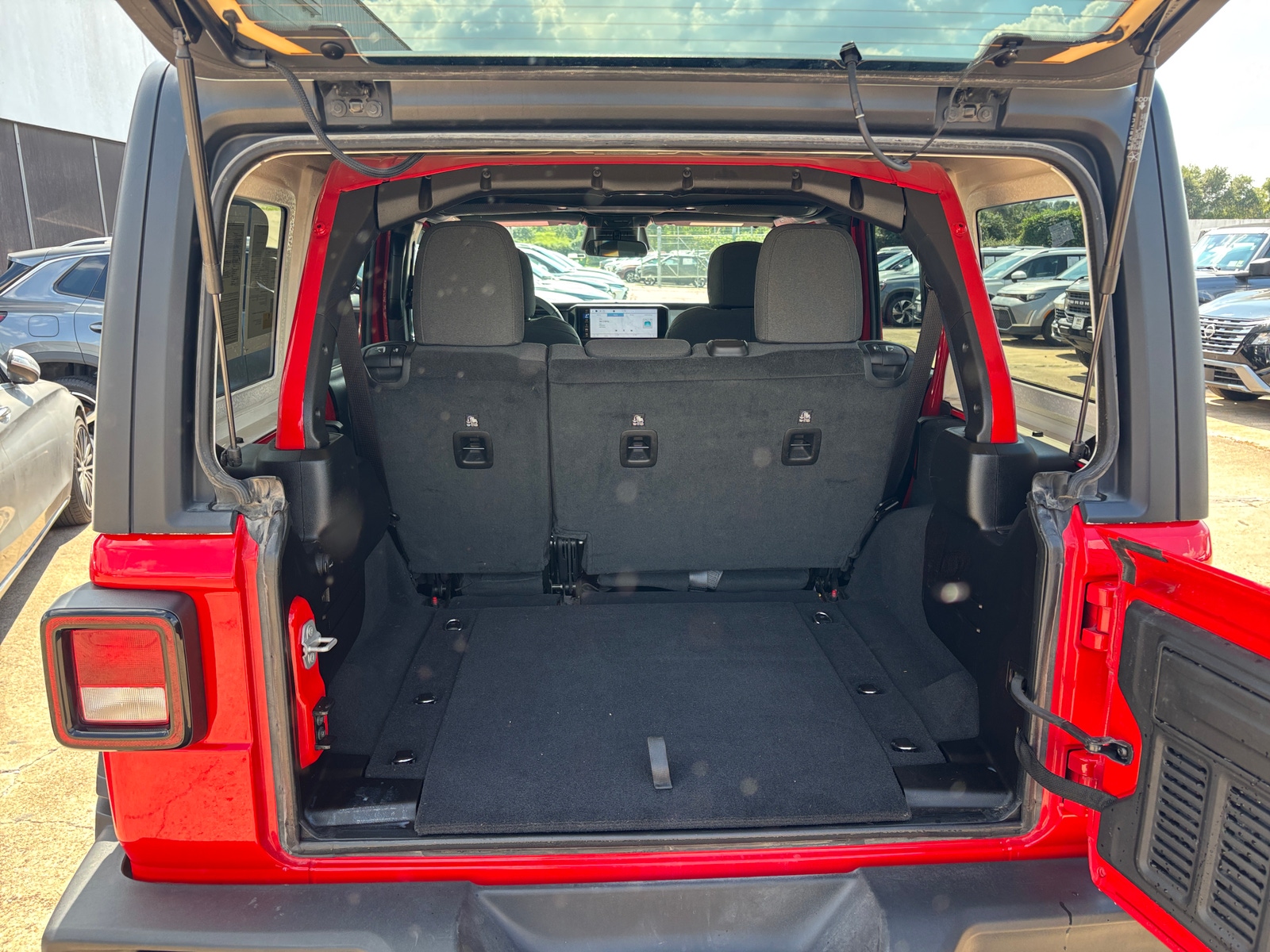 Thumbnail: 2025 Jeep Wrangler - 6