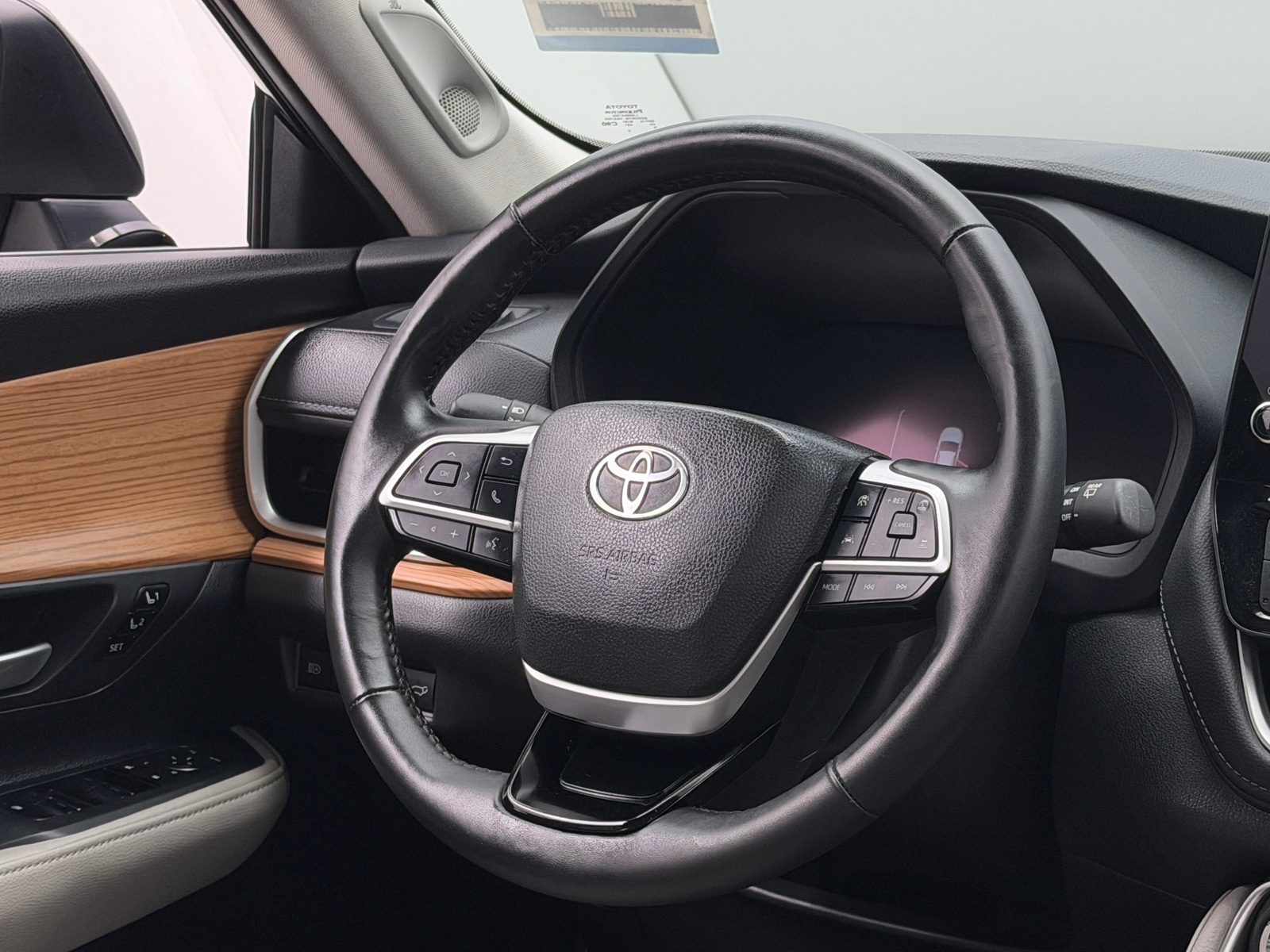 Thumbnail: 2025 Toyota Grand Highlander - 4