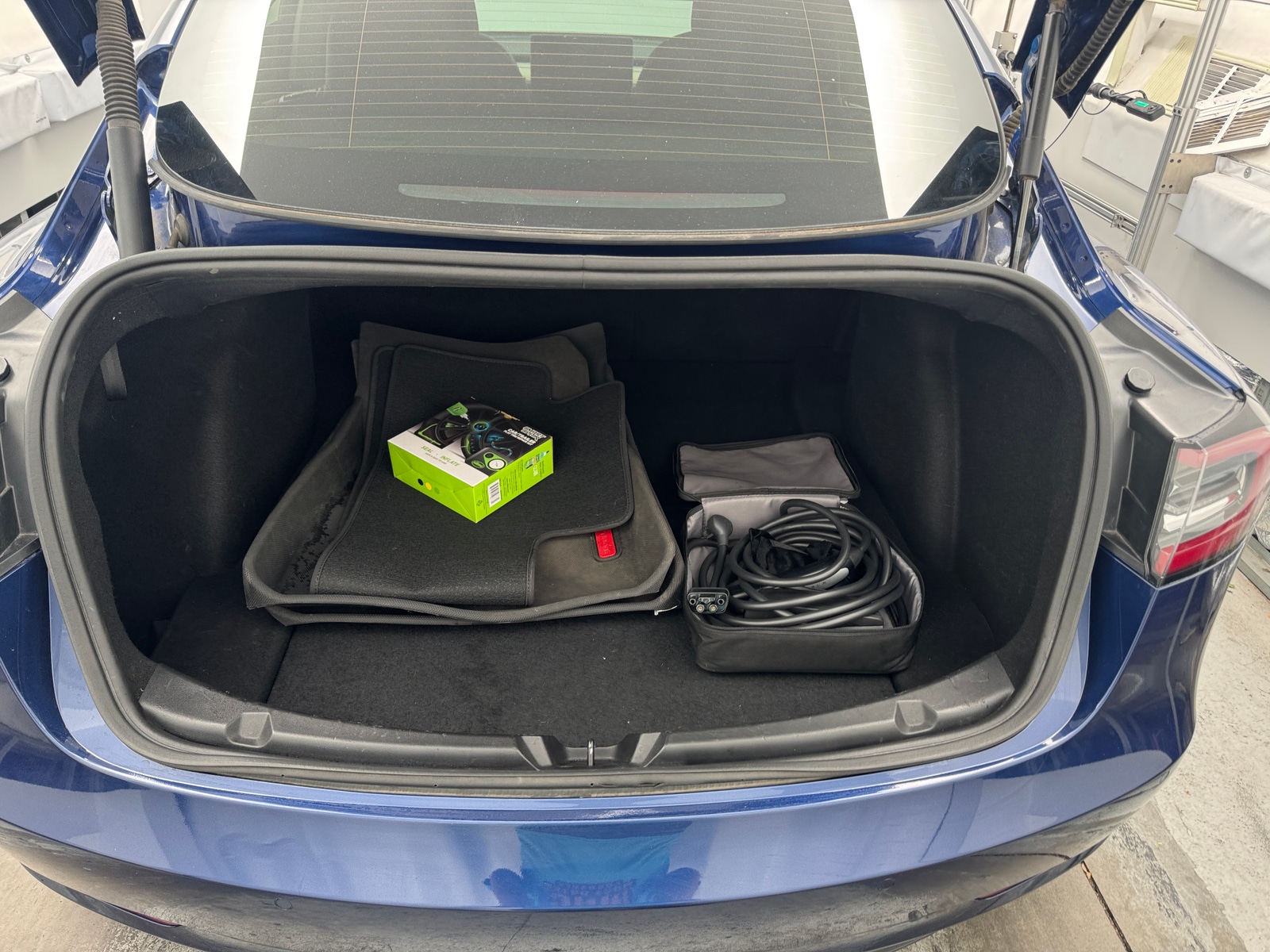 Thumbnail: 2022 Tesla Model 3 - 6