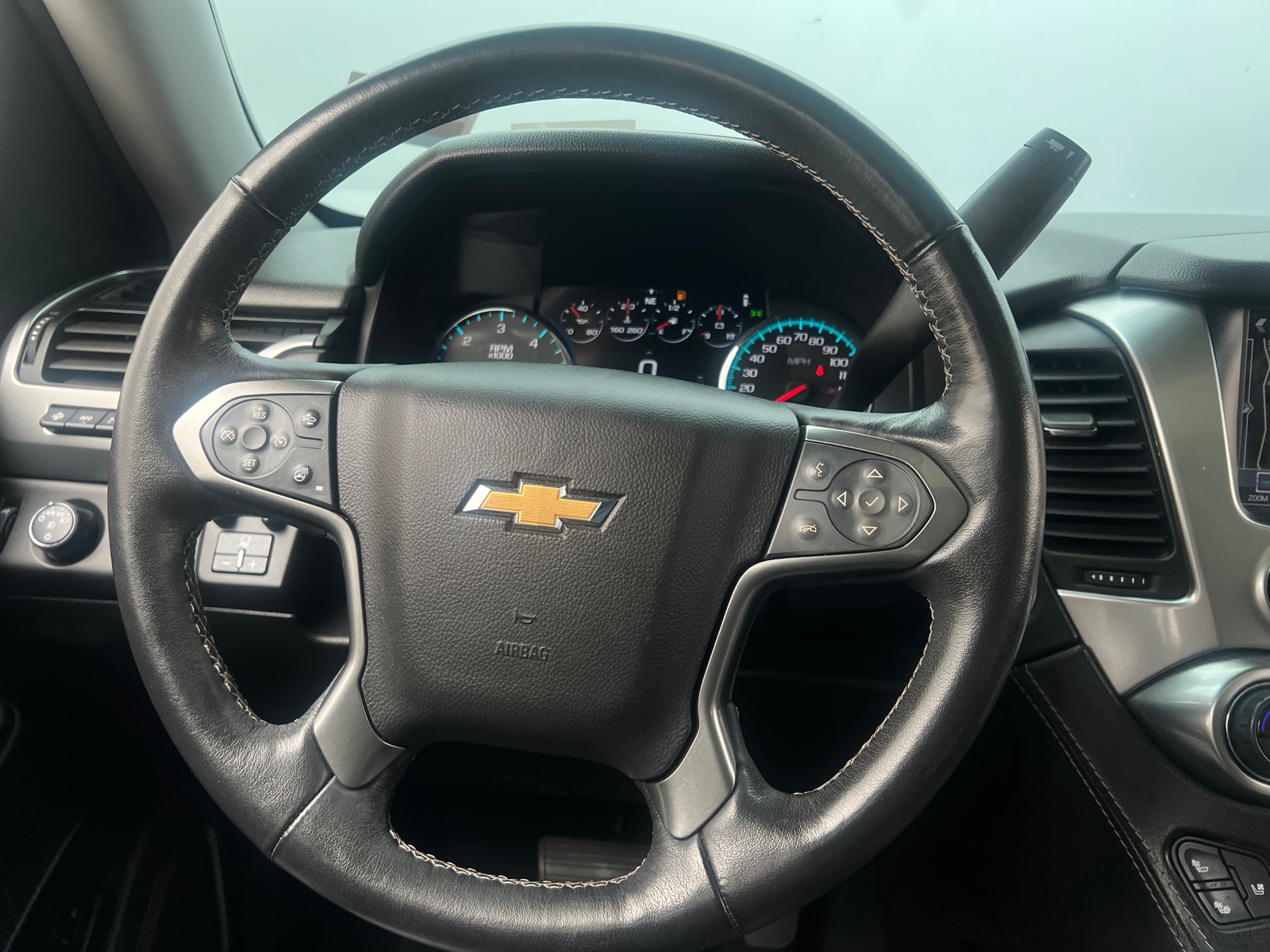 Thumbnail: 2020 Chevrolet Tahoe - 4