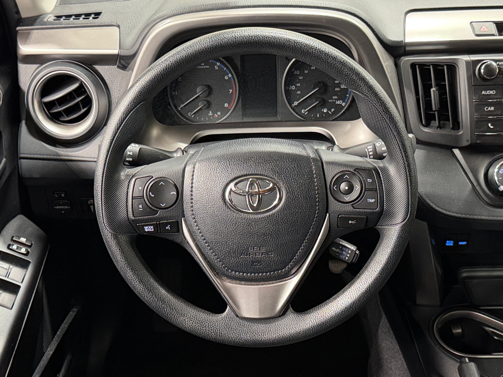 Thumbnail: 2018 Toyota RAV4 - 5