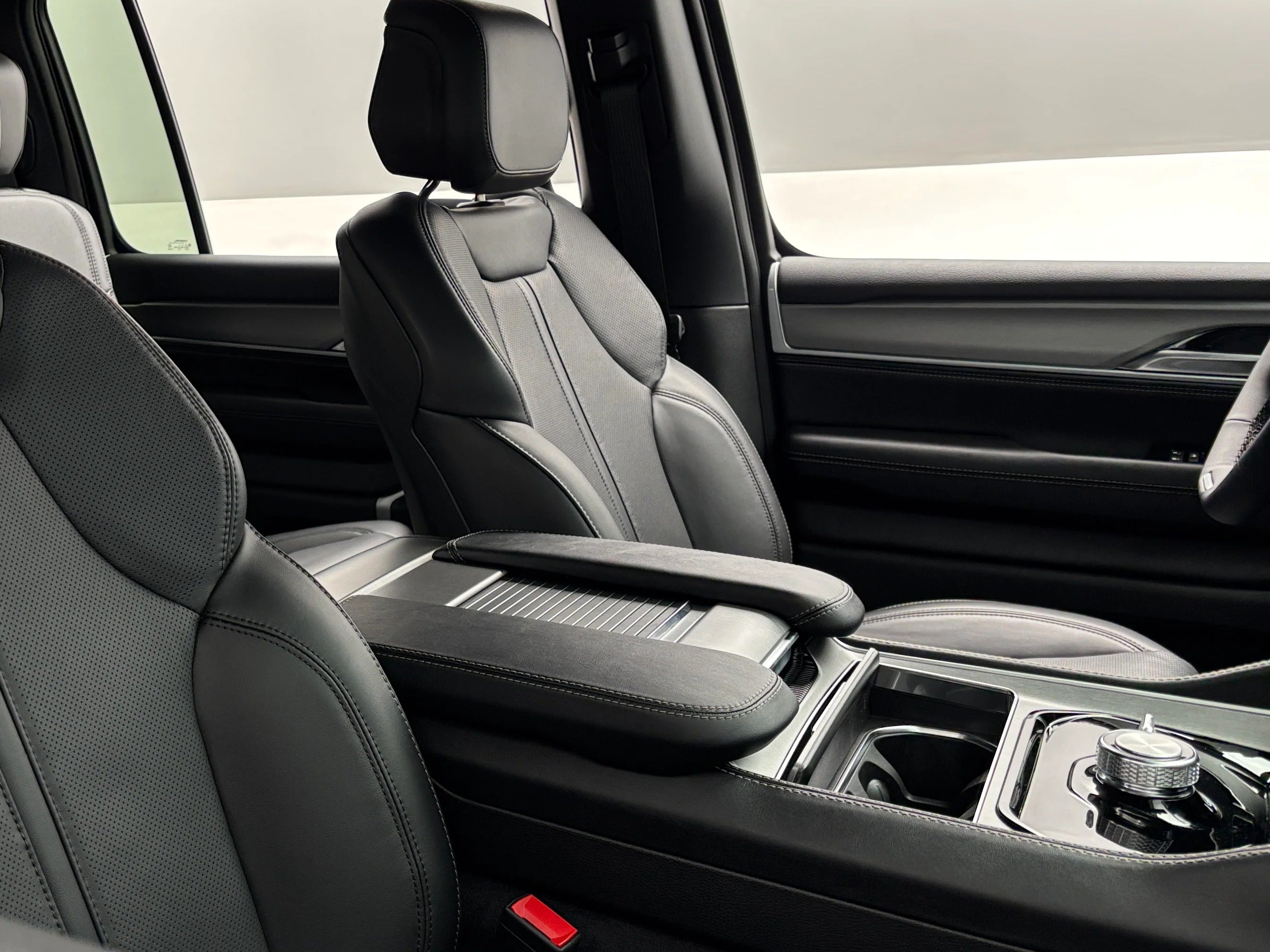 2026 Jeep Grand Wagoneer L