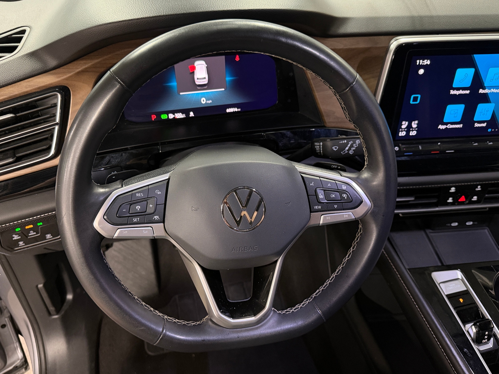 Thumbnail: 2024 Volkswagen Atlas - 4