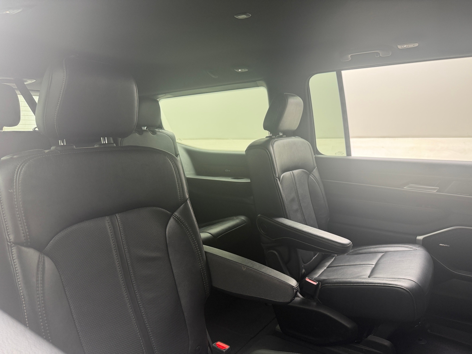 Thumbnail: 2024 Jeep Wagoneer - 5