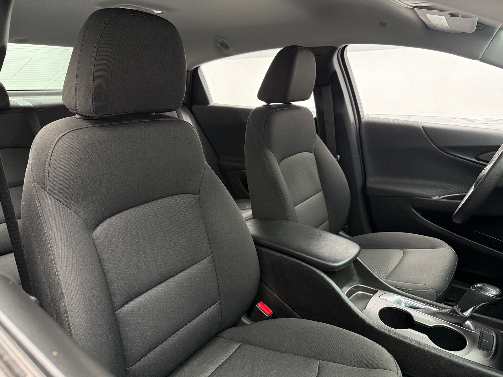 Thumbnail: 2018 Chevrolet Malibu - 2