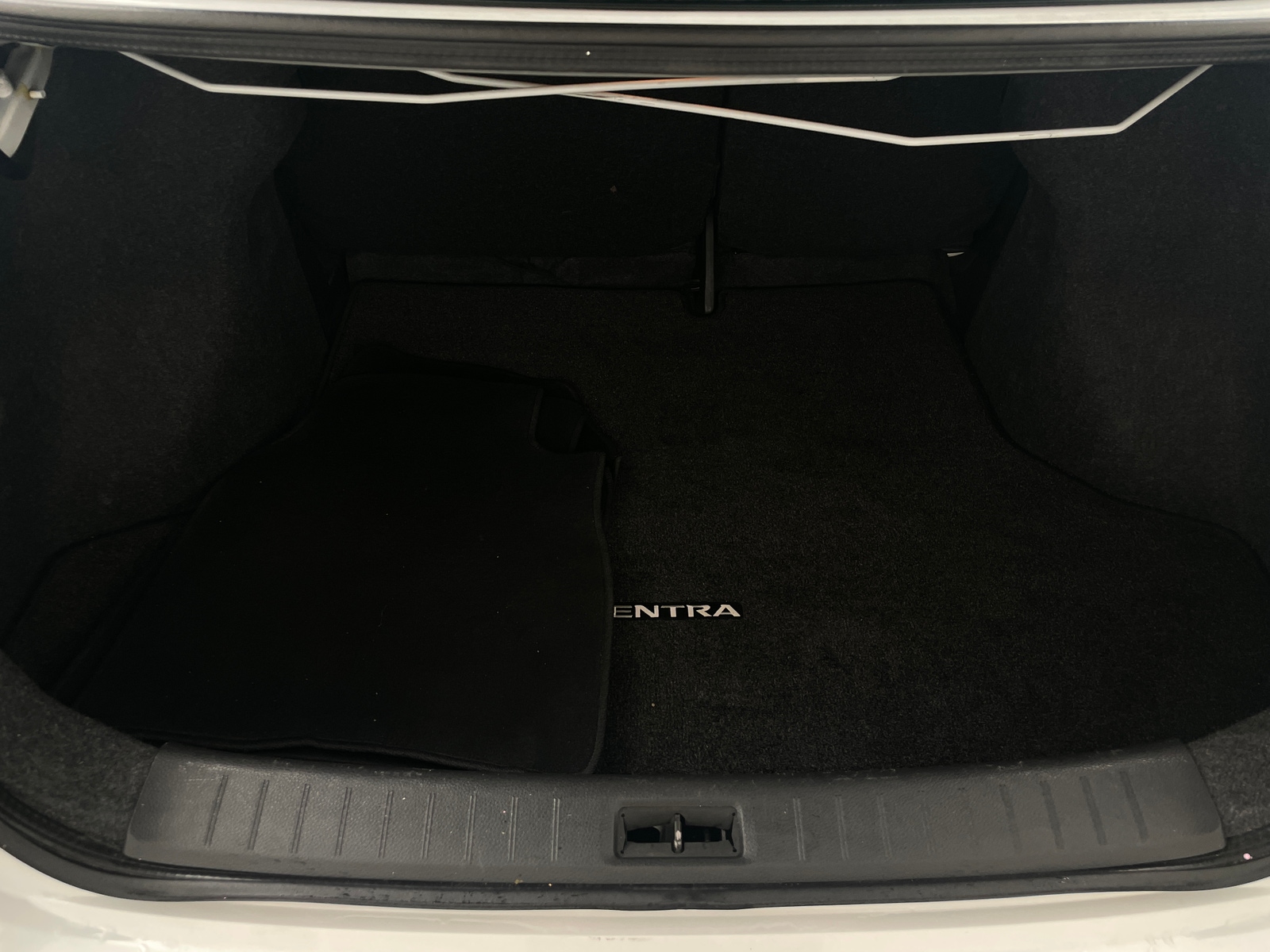 Thumbnail: 2017 Nissan Sentra - 7