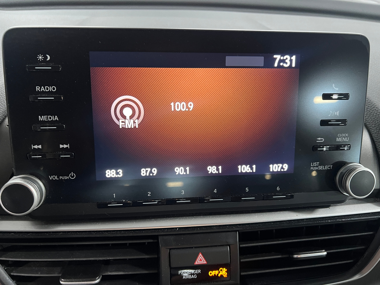 Thumbnail: 2019 Honda Accord - 4