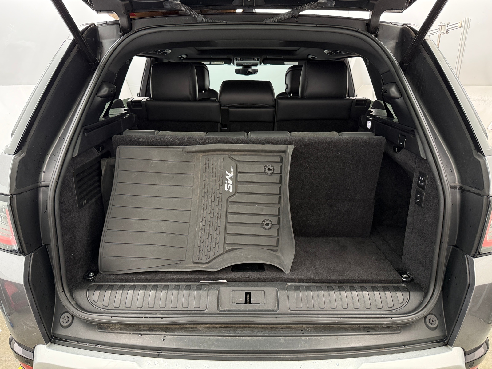 Thumbnail: 2020 Land Rover Range Rover Sport - 7