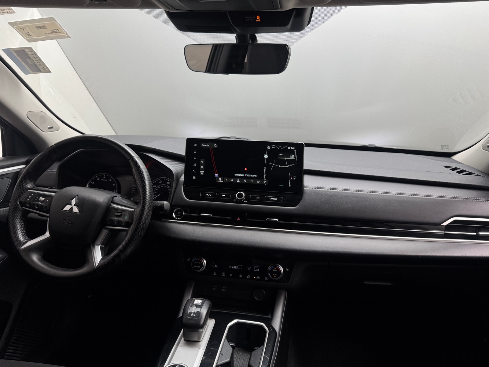 Thumbnail: 2025 Mitsubishi Outlander - 3