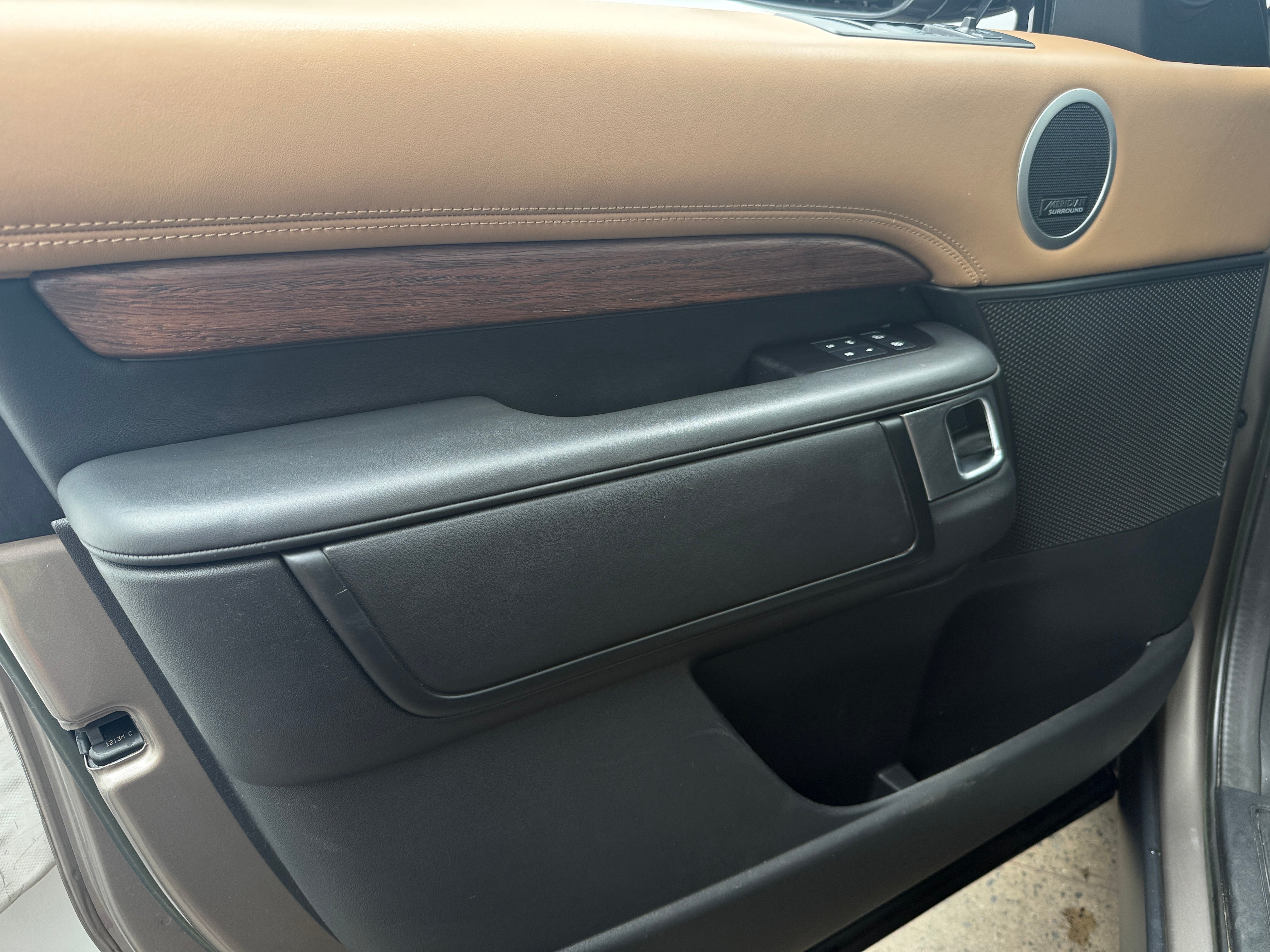 2023 Land Rover Discovery