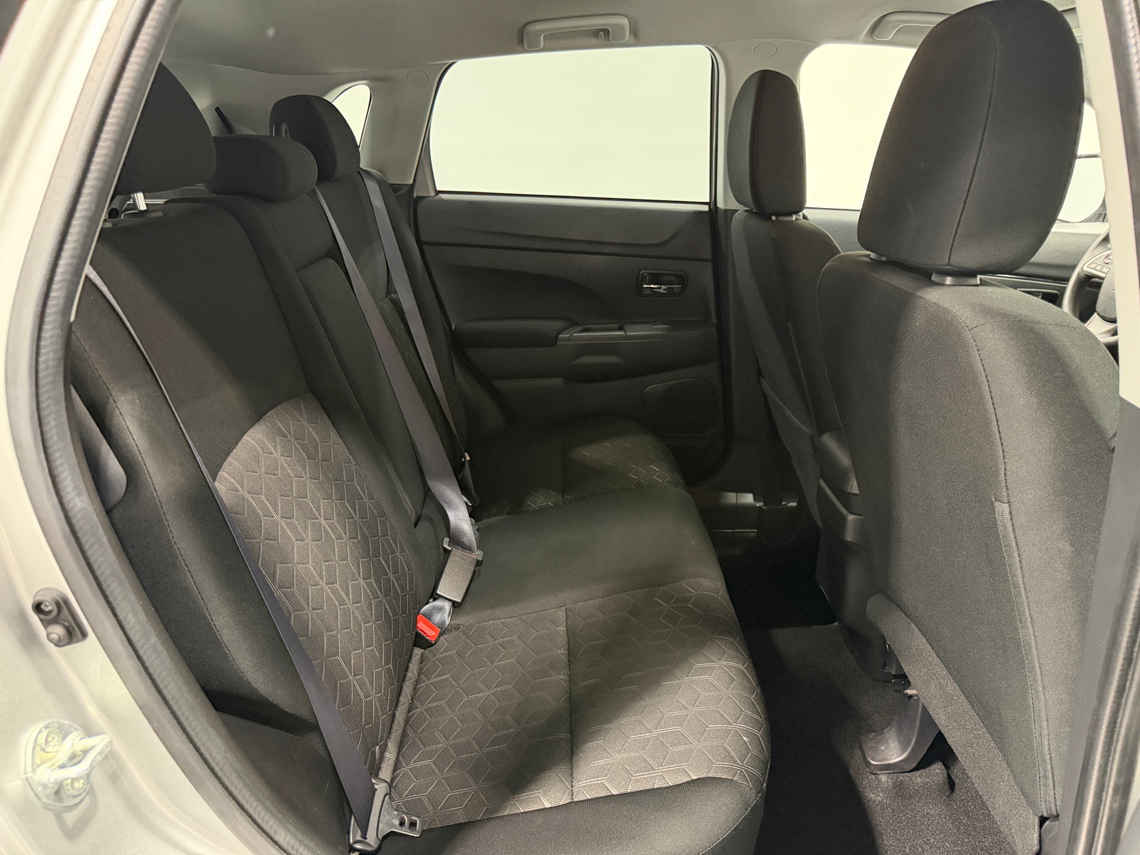 Thumbnail: 2025 Mitsubishi Outlander Sport - 6