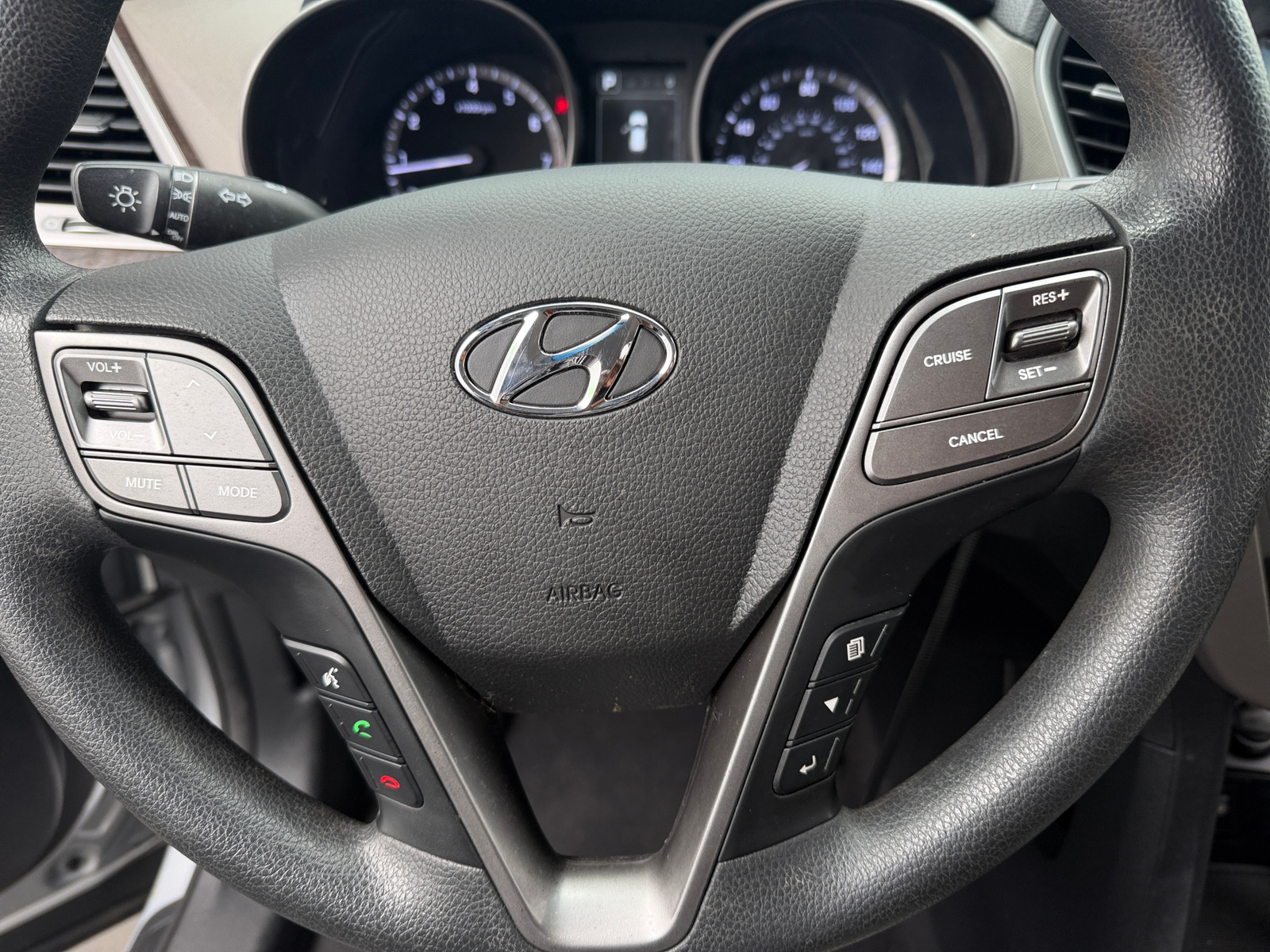 Thumbnail: 2018 Hyundai Santa Fe - 5