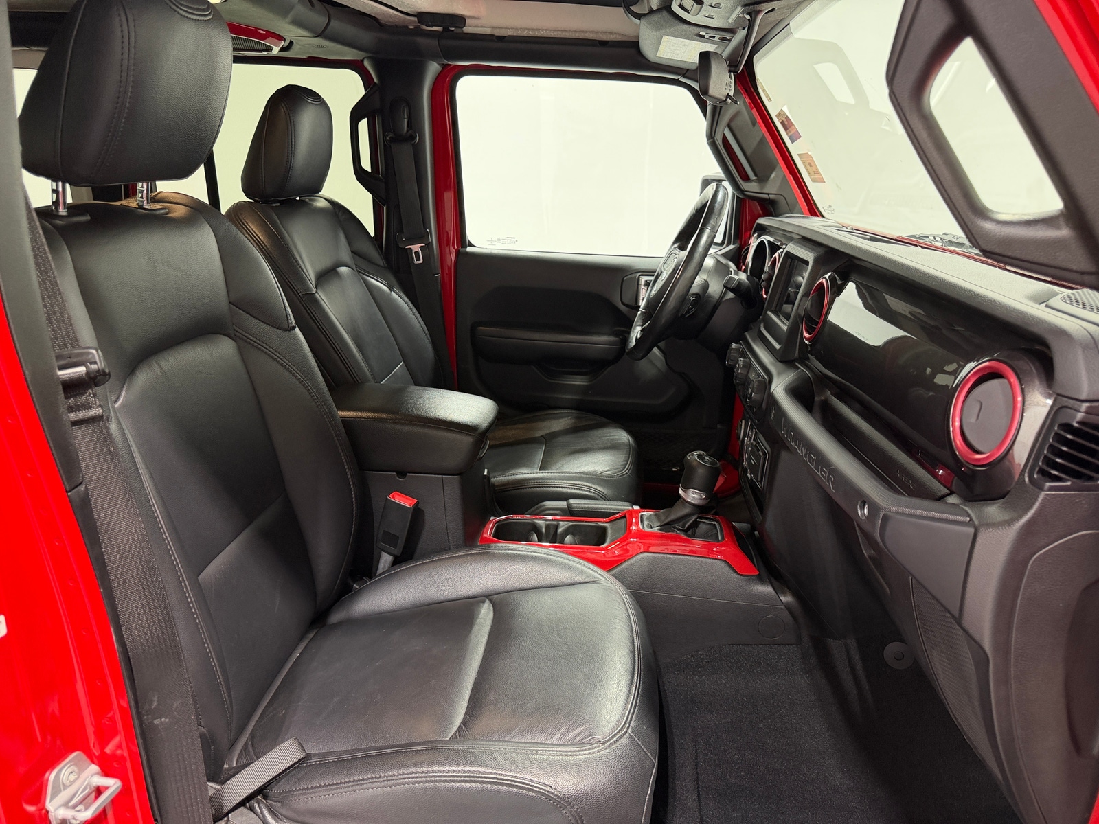 Thumbnail: 2019 Jeep Wrangler - 2