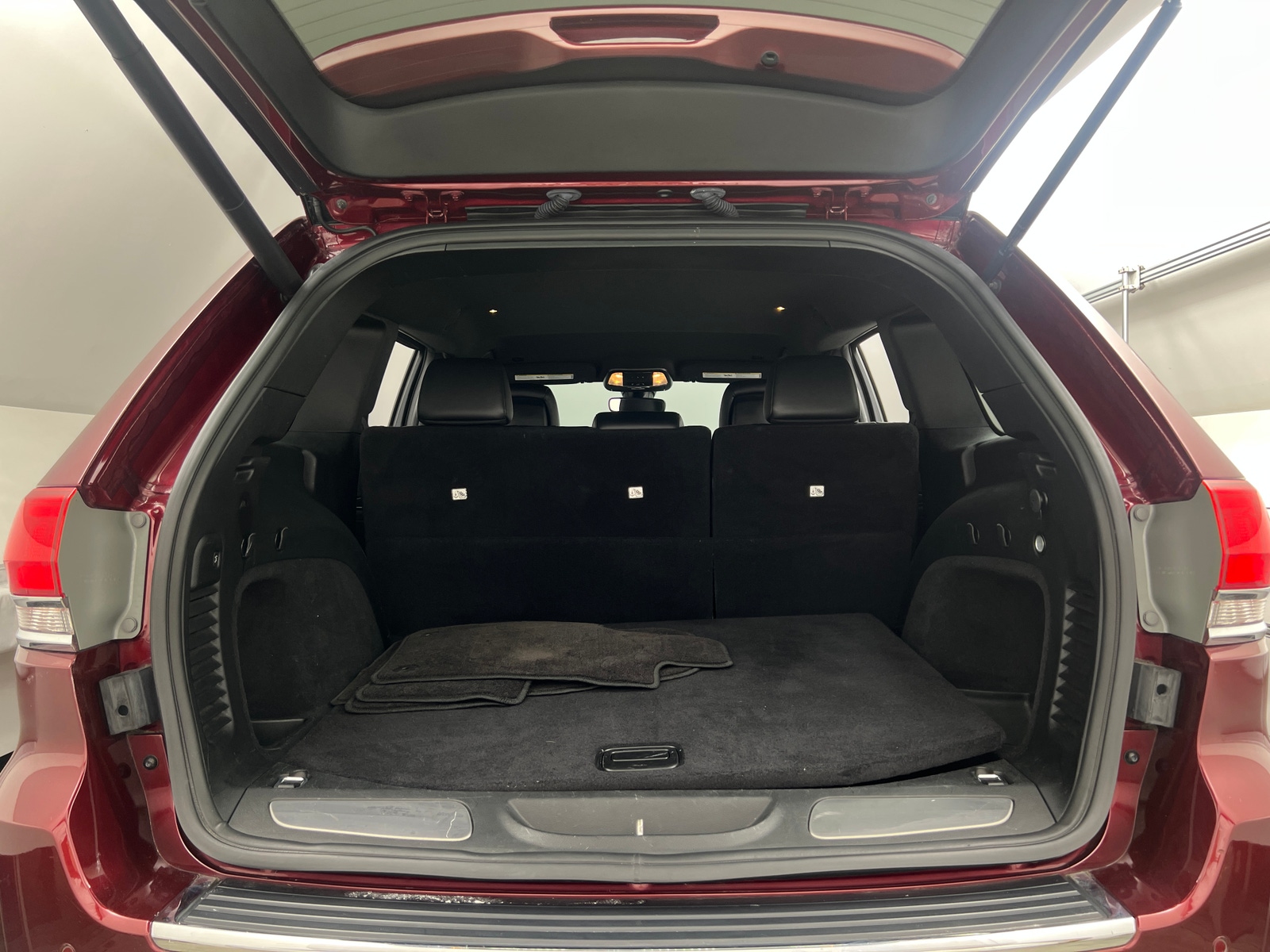 Thumbnail: 2018 Jeep Grand Cherokee - 6