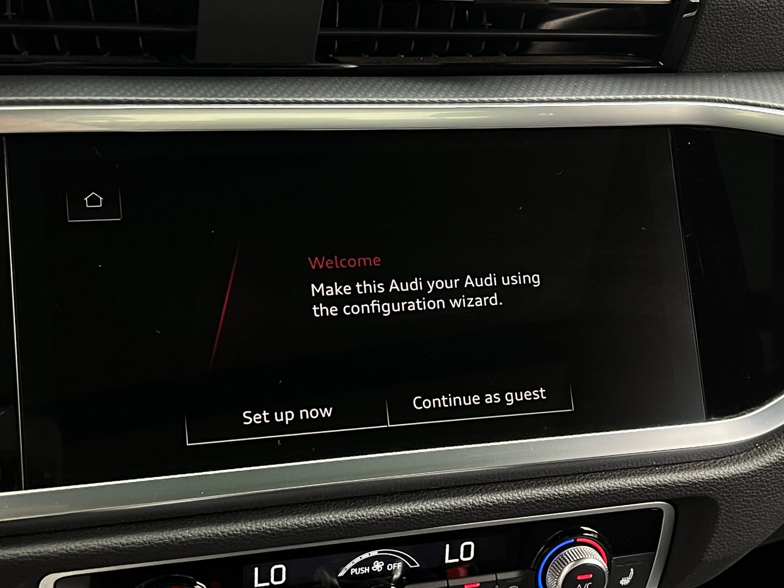 Thumbnail: 2025 Audi Q3 - 4