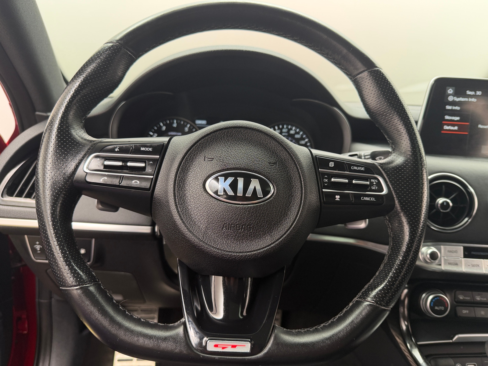 Thumbnail: 2019 Kia Stinger - 4
