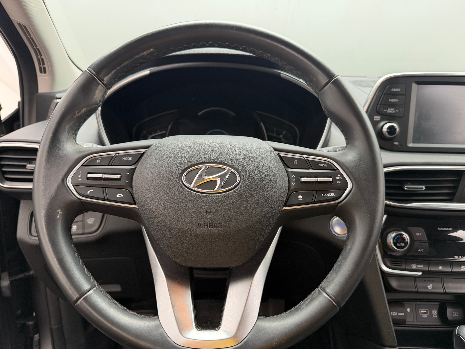 Thumbnail: 2020 Hyundai Santa Fe - 5