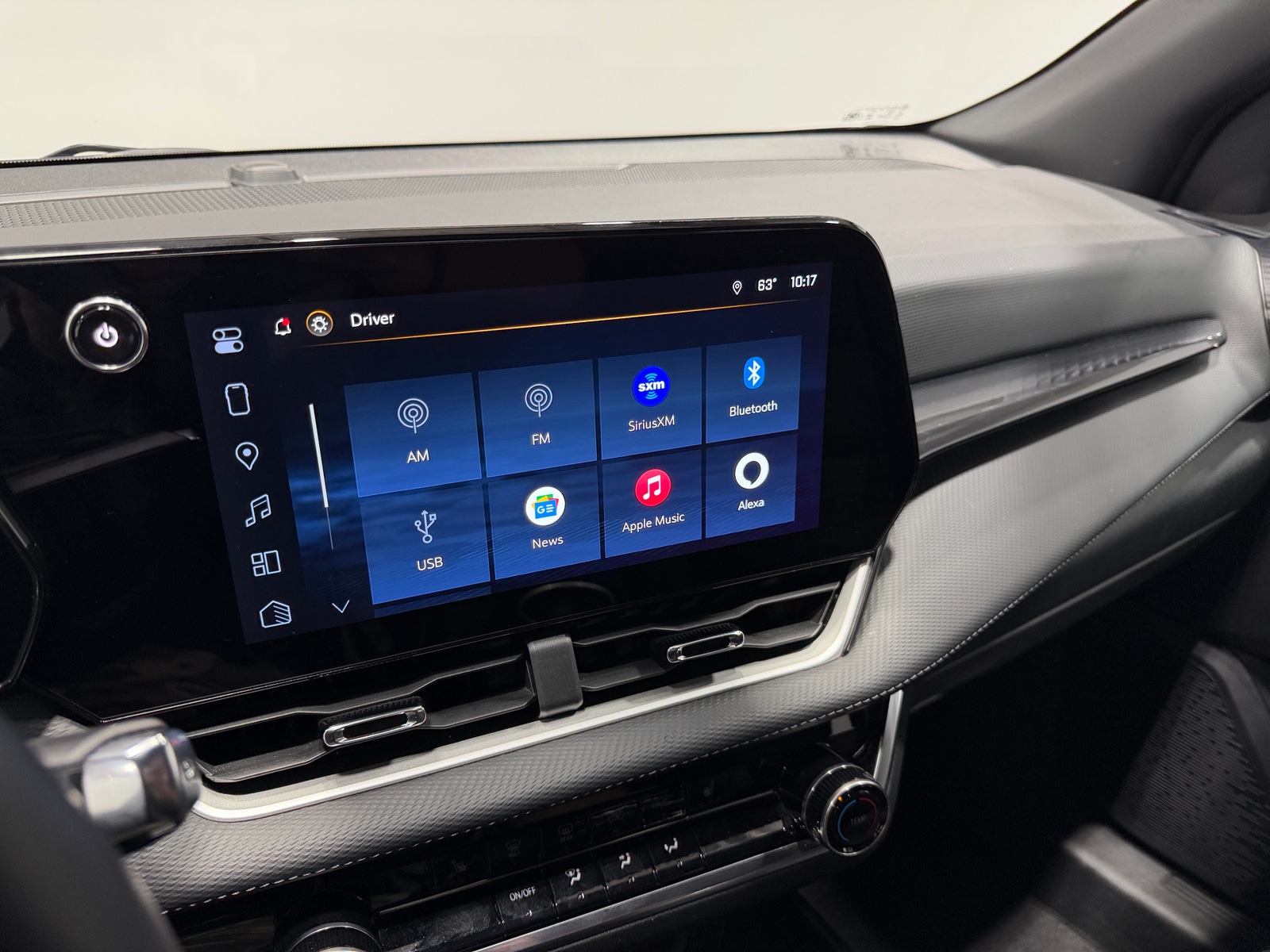 Thumbnail: 2025 Chevrolet Equinox - 4