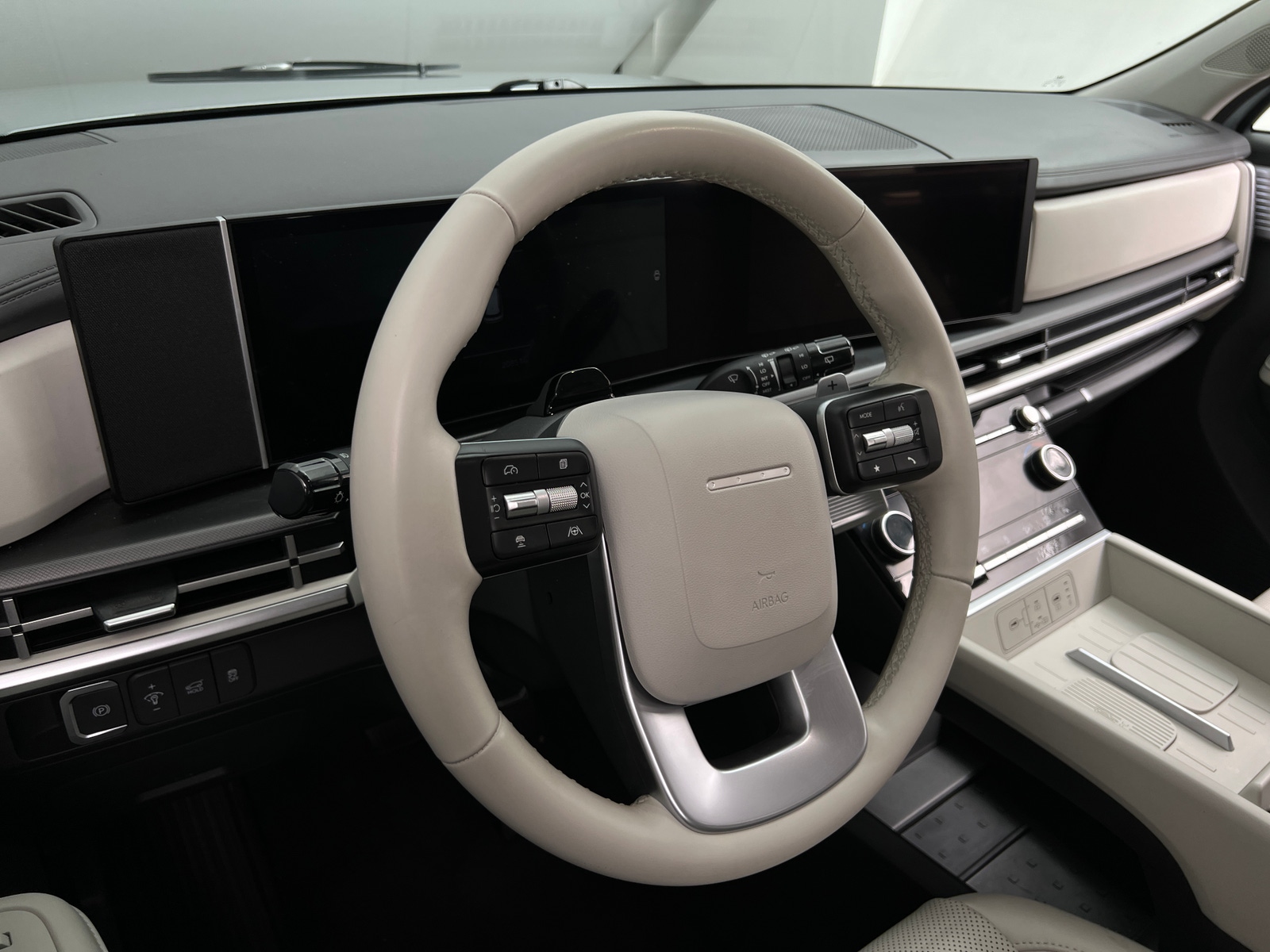 Thumbnail: 2026 Hyundai Santa Fe - 4