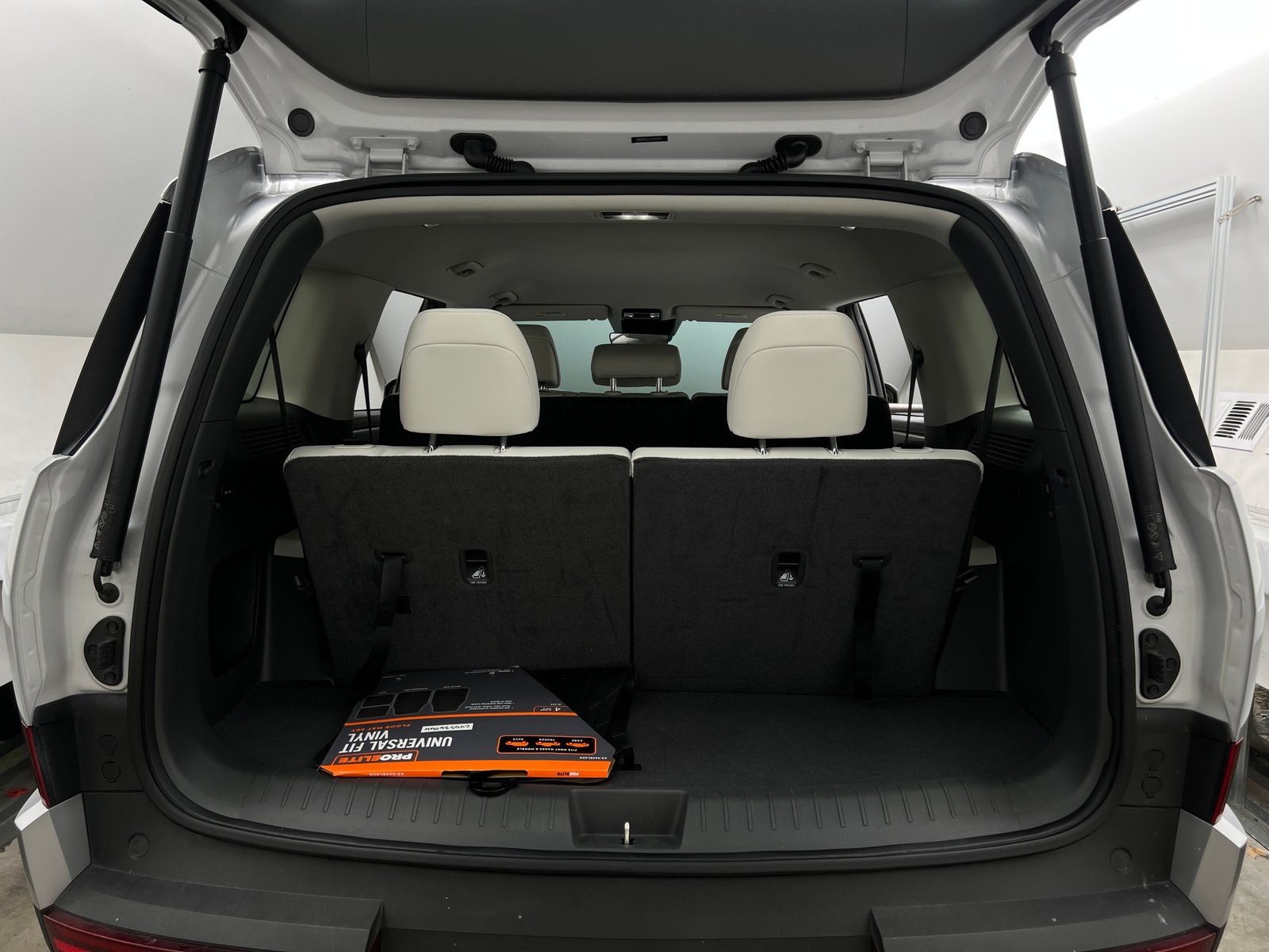 Thumbnail: 2026 Hyundai Santa Fe - 6