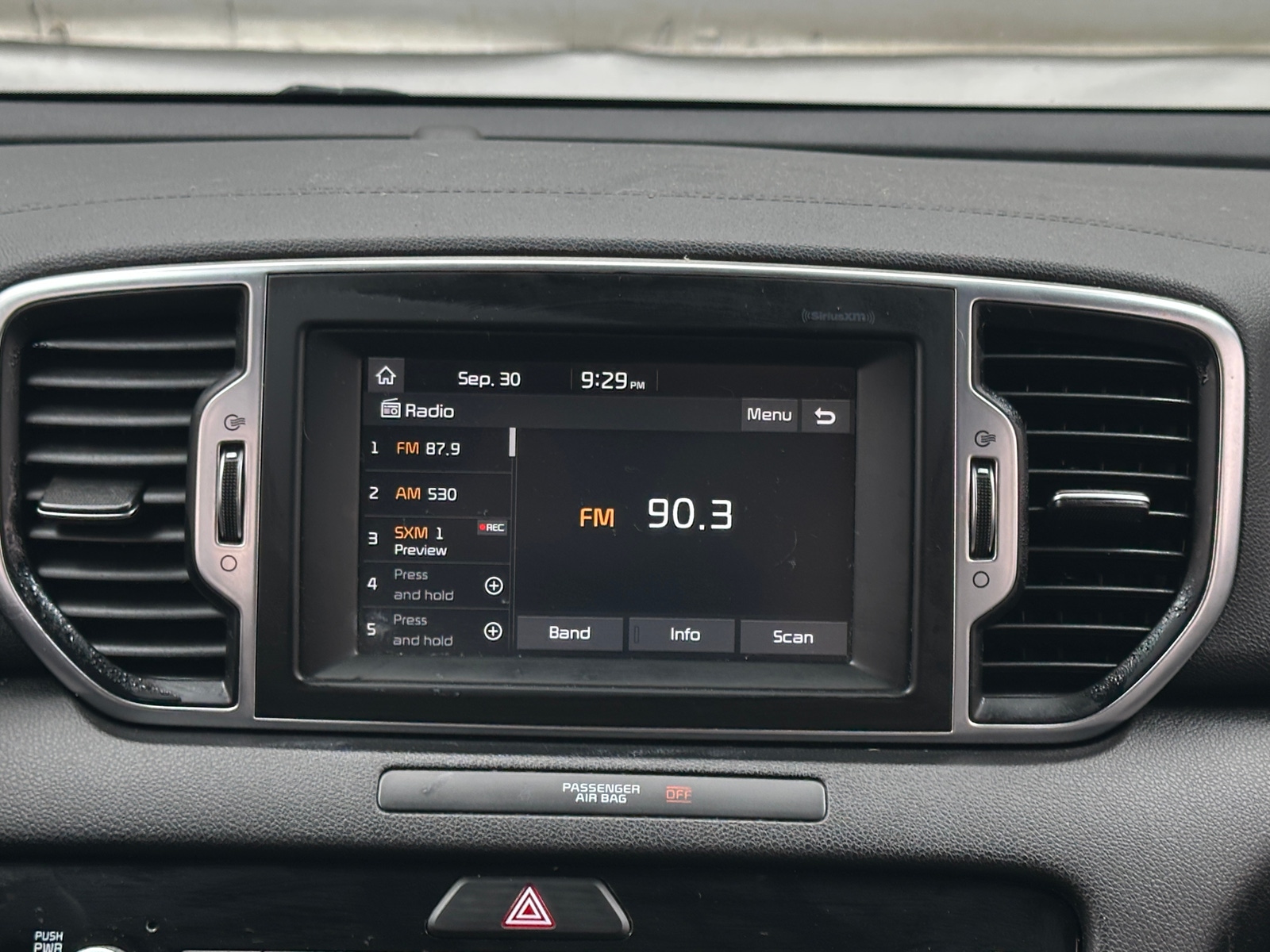 Thumbnail: 2019 Kia Sportage - 3