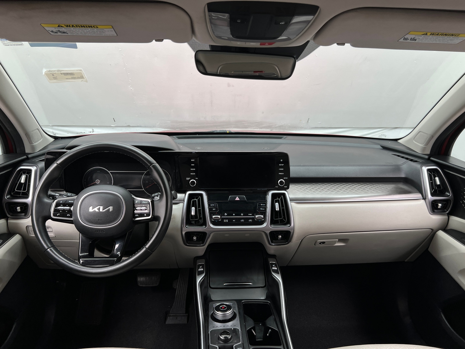 Thumbnail: 2023 Kia Sorento - 2