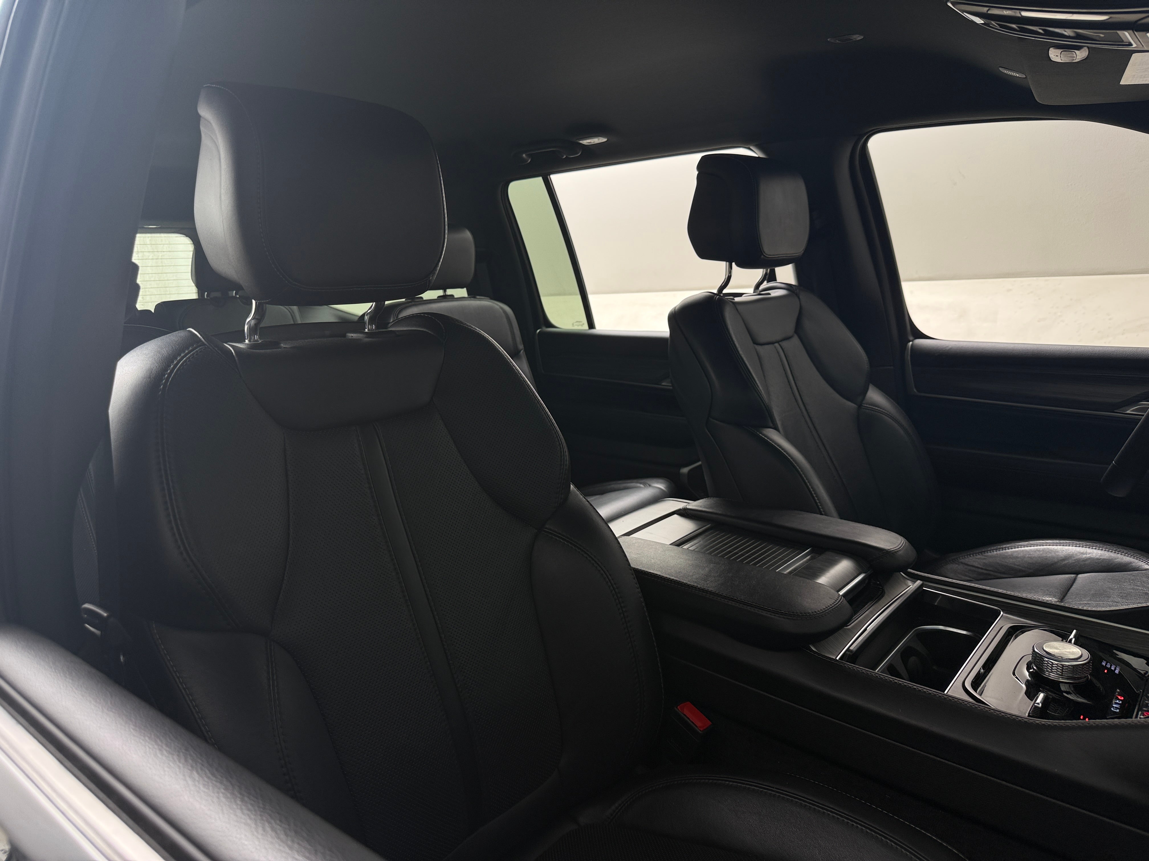2024 Jeep Wagoneer