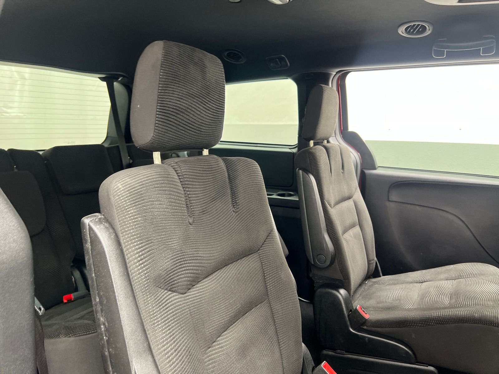 Thumbnail: 2020 Dodge Grand Caravan - 6