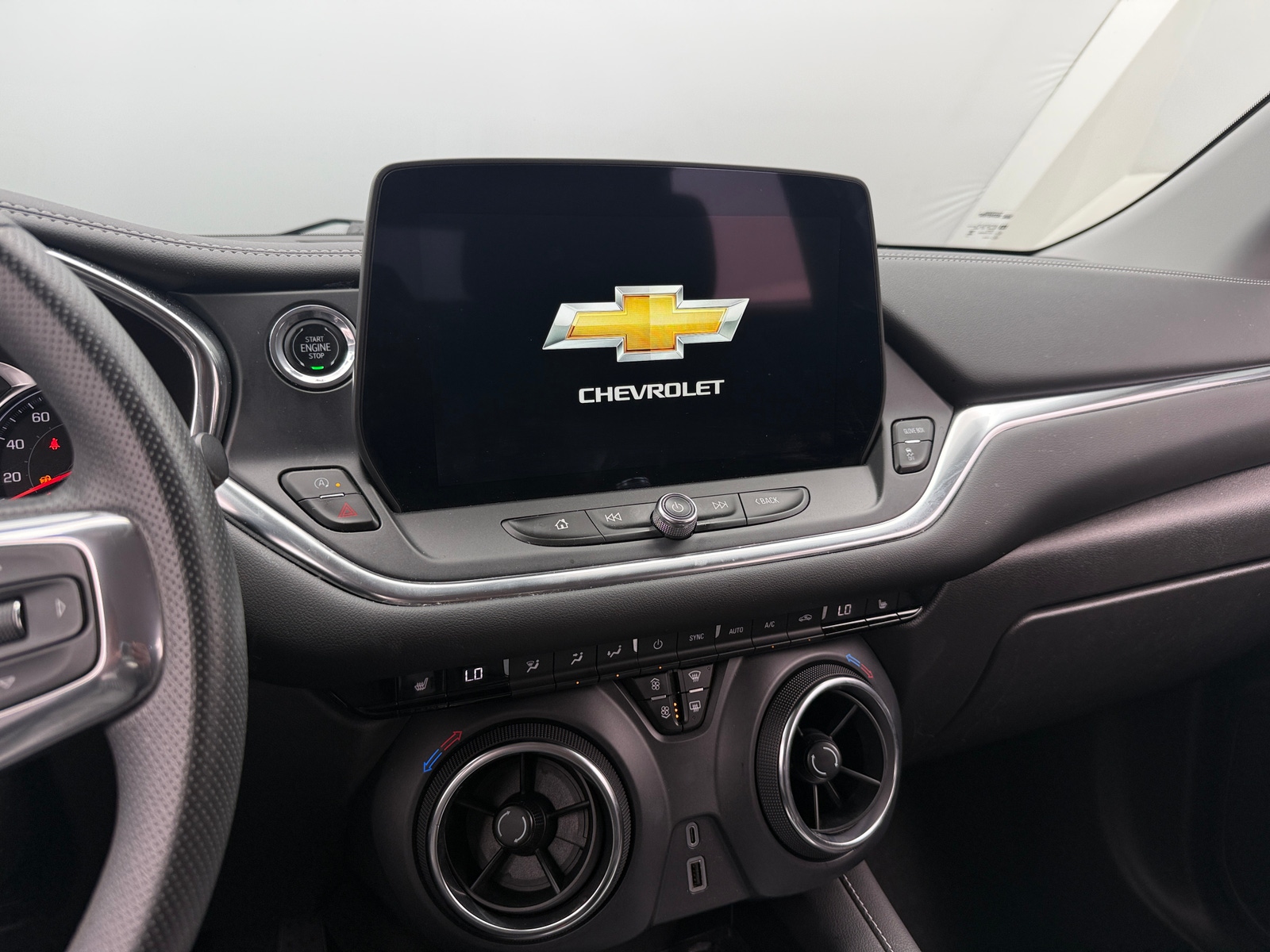 Thumbnail: 2024 Chevrolet Blazer - 4