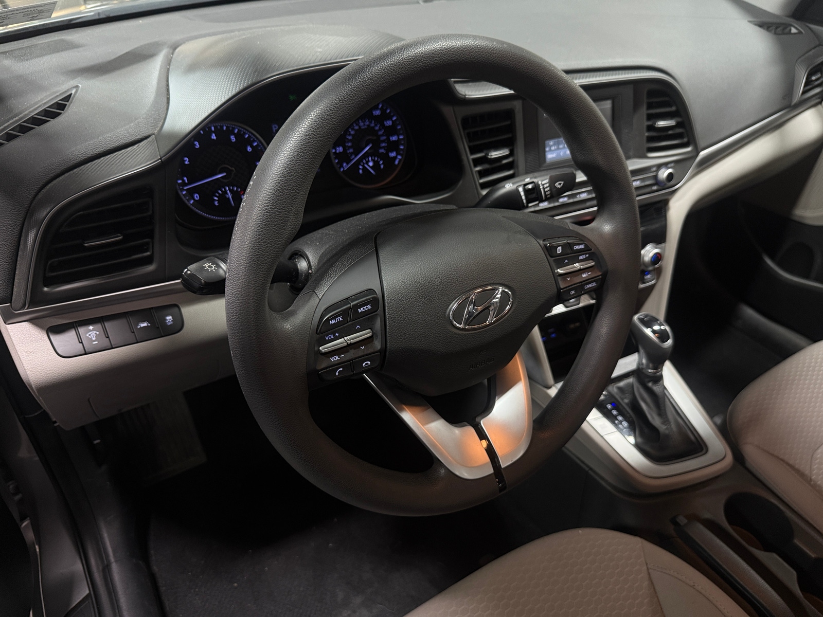 Thumbnail: 2020 Hyundai Elantra - 5