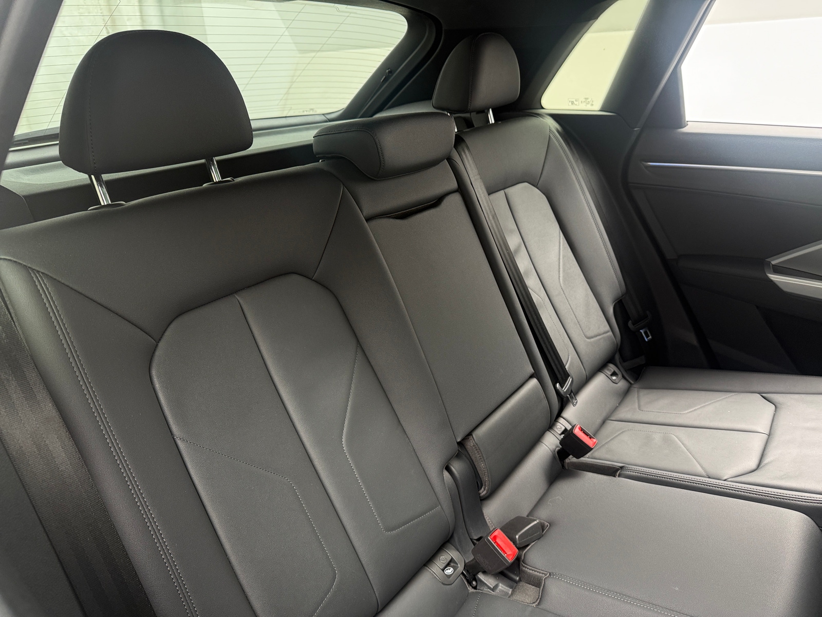 Thumbnail: 2022 Audi Q3 - 6