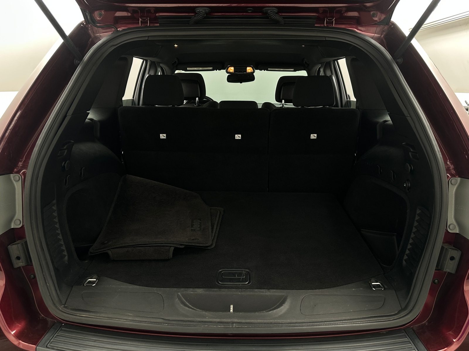 Thumbnail: 2016 Jeep Grand Cherokee - 7