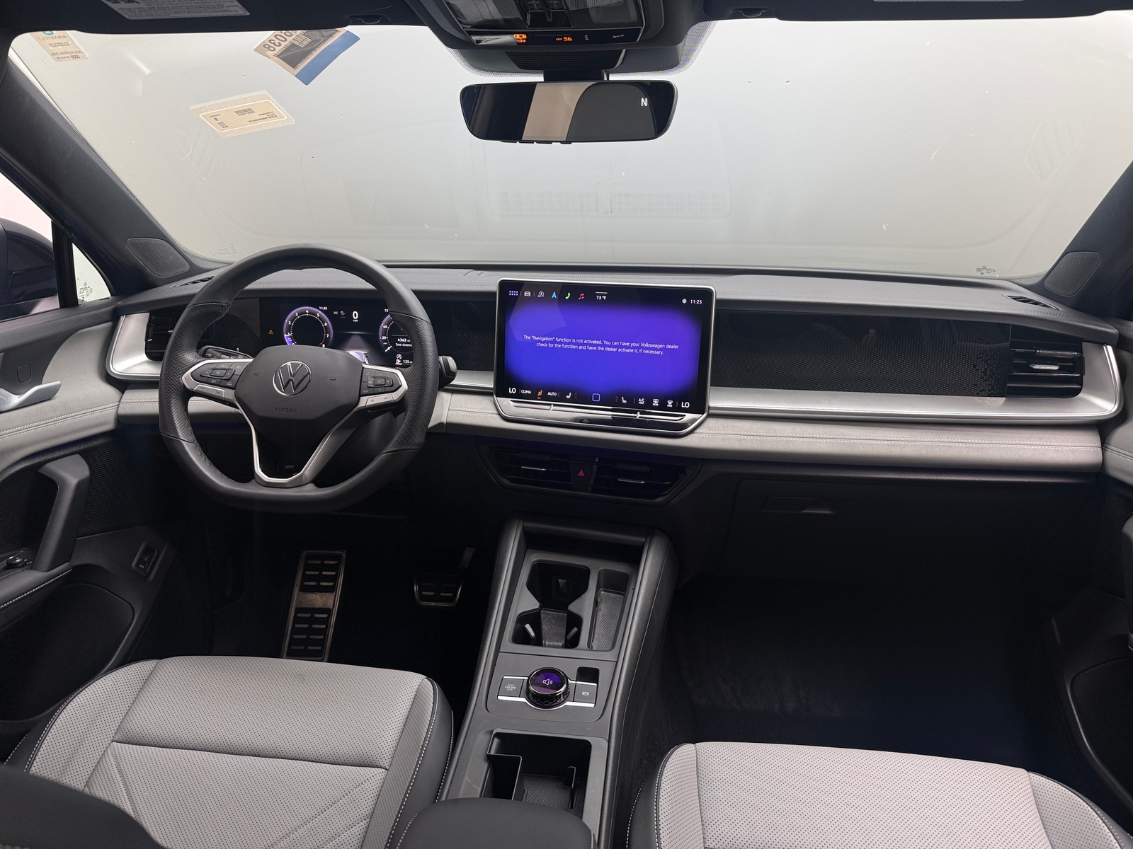 Thumbnail: 2025 Volkswagen Tiguan - 2
