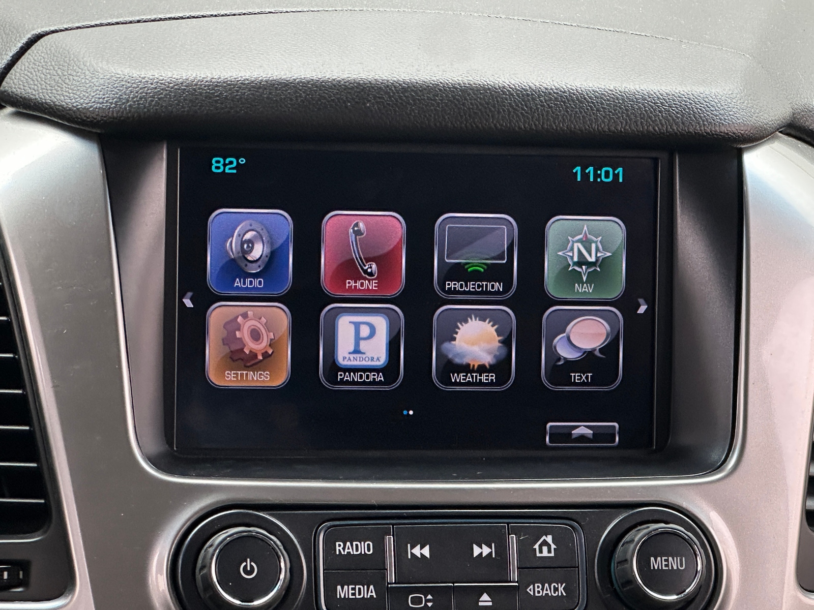 Thumbnail: 2016 Chevrolet Tahoe - 3
