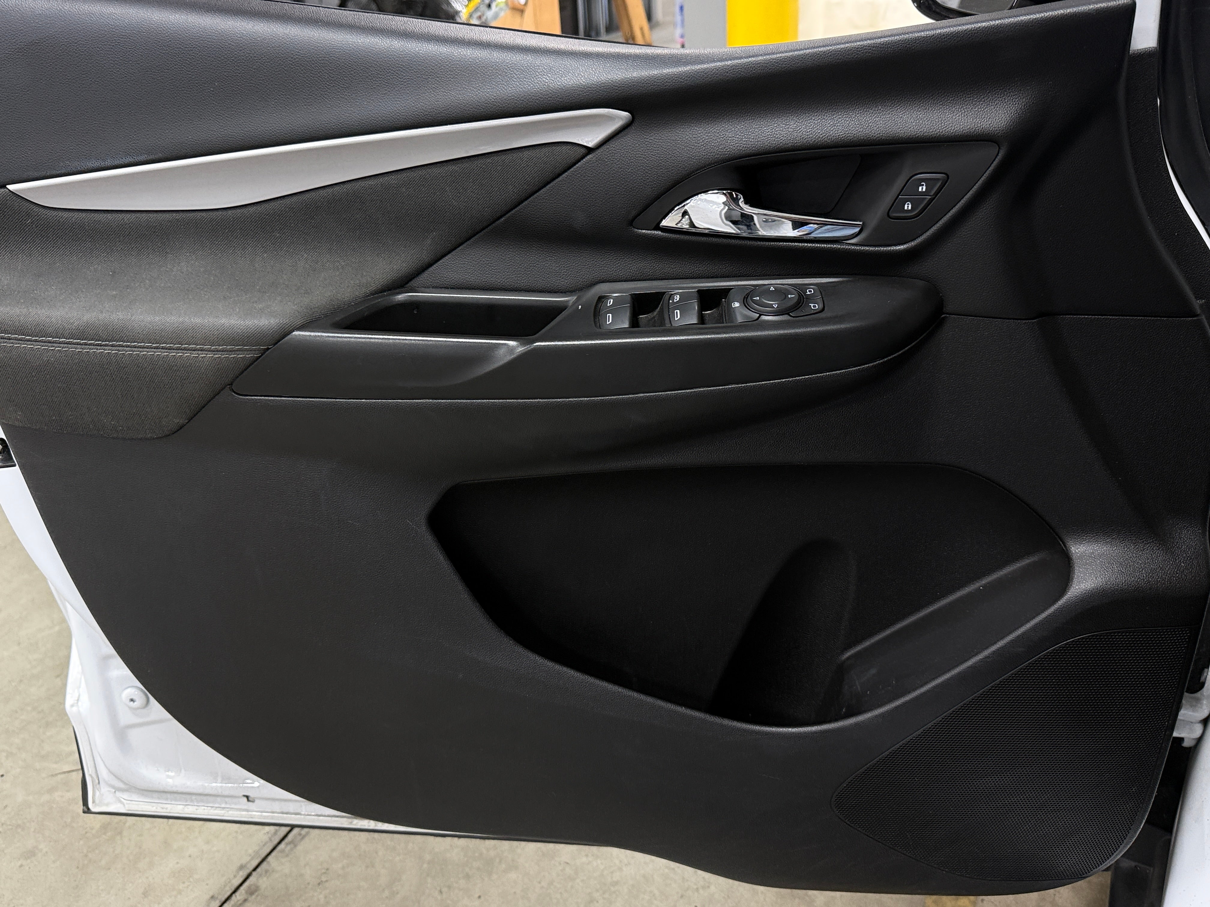 Used 2023 Chevrolet Bolt EV LT with VIN 1G1FW6S03P4180756 for sale in Auburn, WA