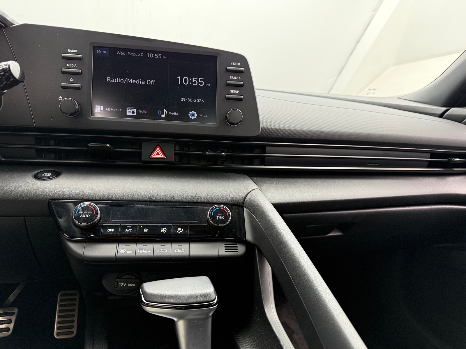Thumbnail: 2025 Hyundai Elantra - 4
