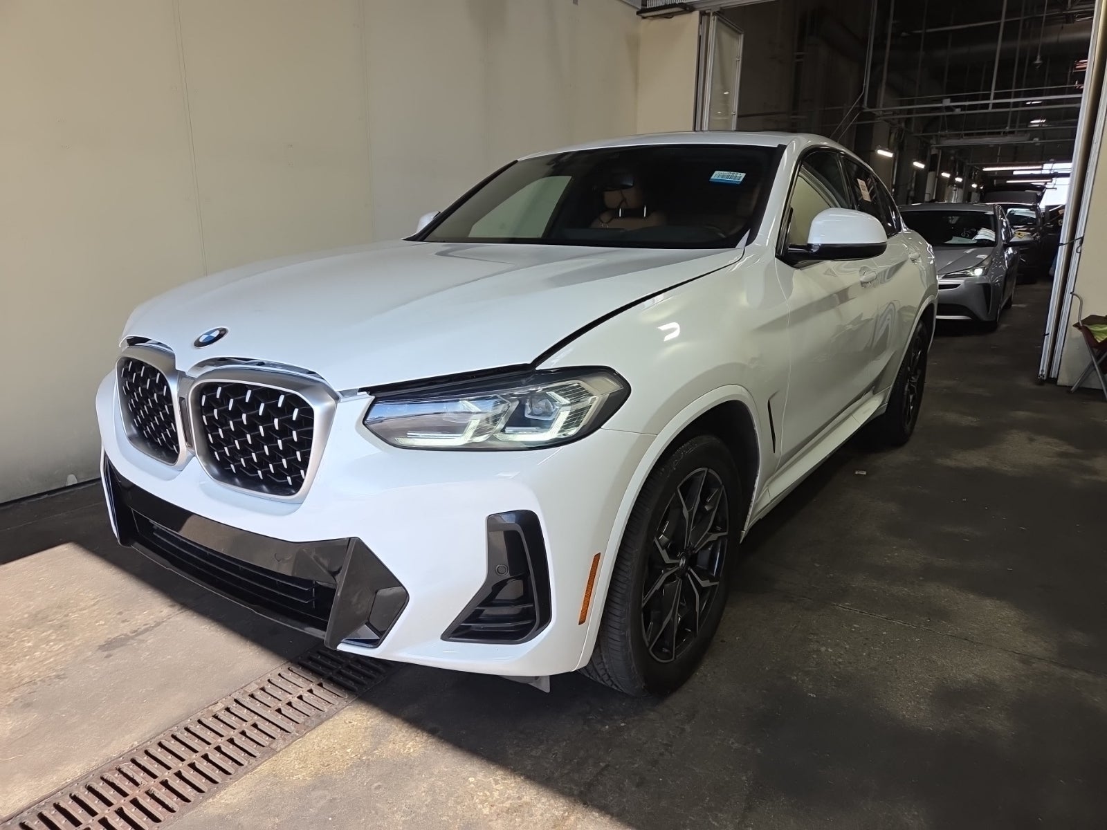 2024 BMW X4 Xdrive30i