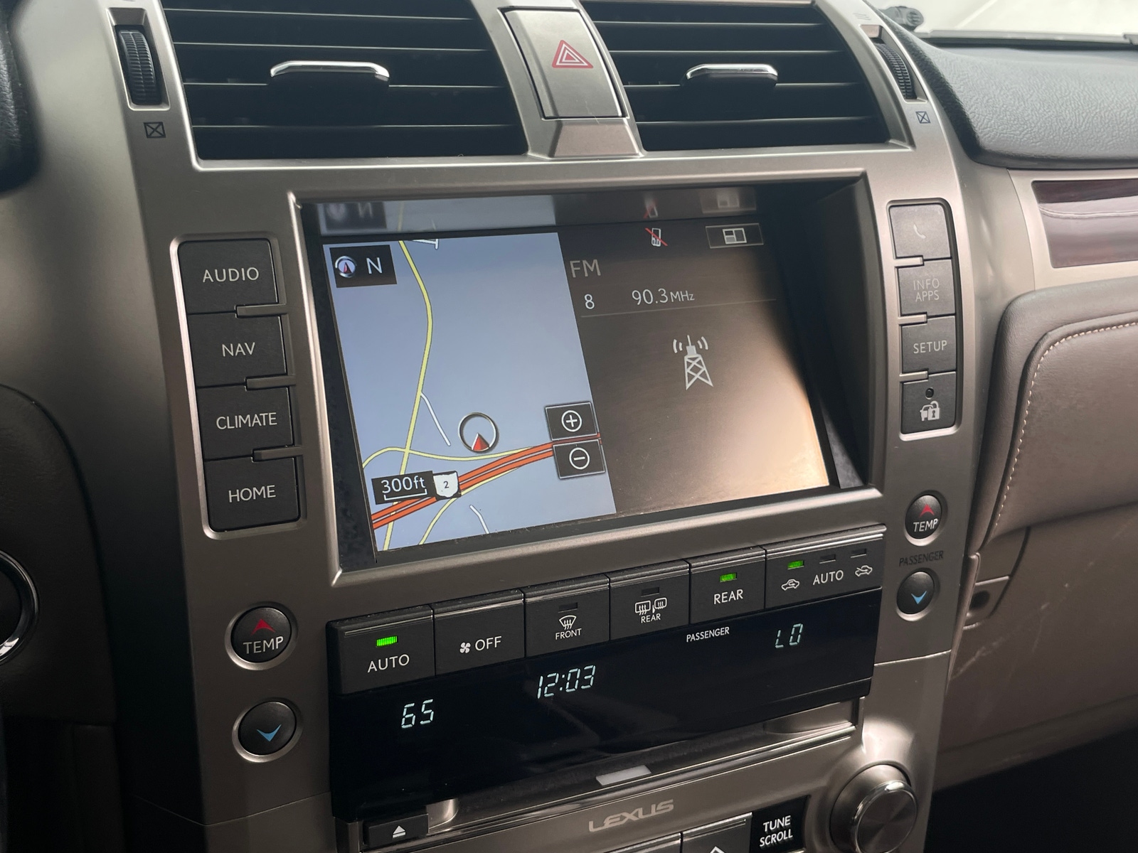 Thumbnail: 2019 Lexus GX - 4