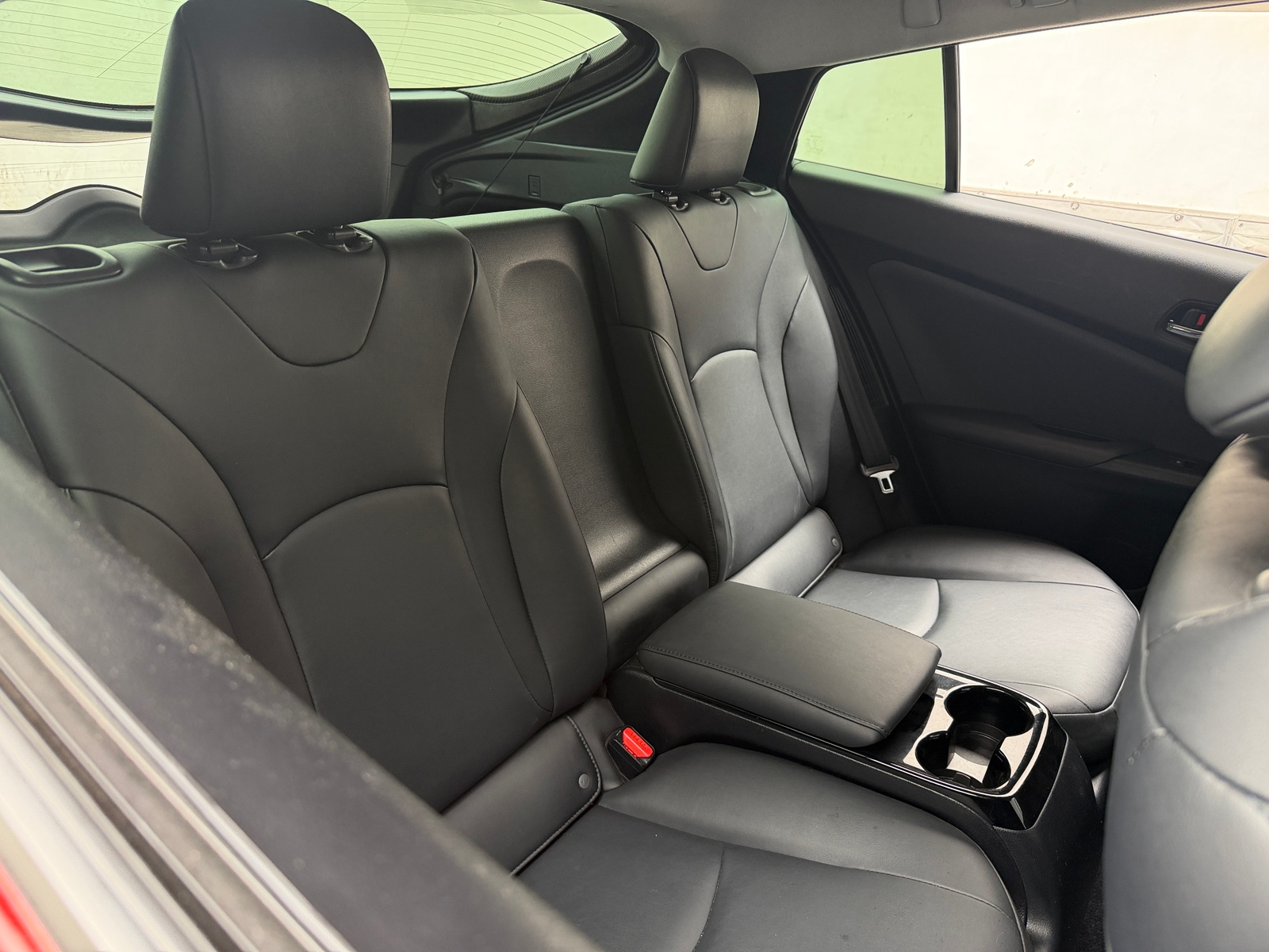 Thumbnail: 2017 Toyota Prius Prime - 6